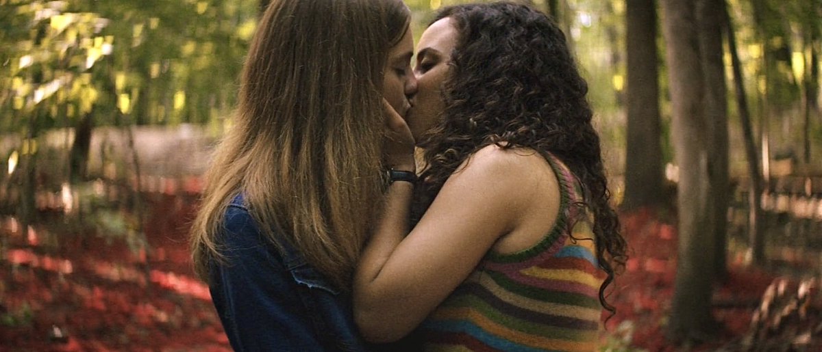 sapphicslike's tweet photo. fear street horror movie trilogy where the main lesbian couple are lovers in every lifetime https://t.co/03SDdA4M4f