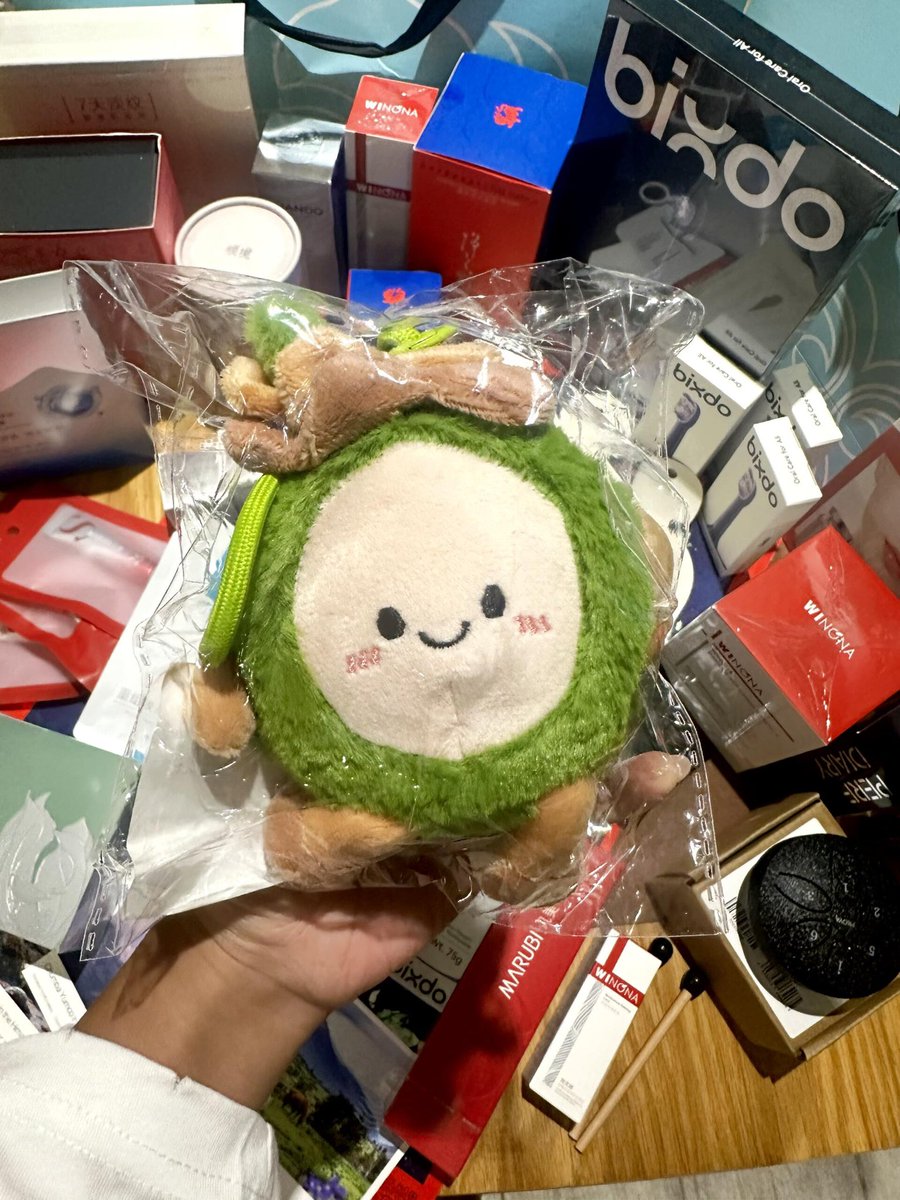 mikafiles's tweet photo. Mika and Kiwis are just the nicest people in the world😭😭😭 

THE CUTEST FANDOM!!! 🥝 

#mikah #Mika #มิกะ #米卡 #MikaHashizume #橋爪ミカ #미카 https://t.co/WRrGXDRxF2