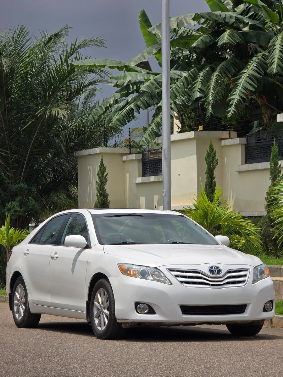 Lordvike007's tweet photo. MINT FOREIGN USED 2010 TOYOTA CAMRY XLE WITH VENZA ENGINE, SUNROOF, KEYLESS, GENUINE DUTY✅
Price💰11.500.000 Million Only https://t.co/91hVhCe9pU