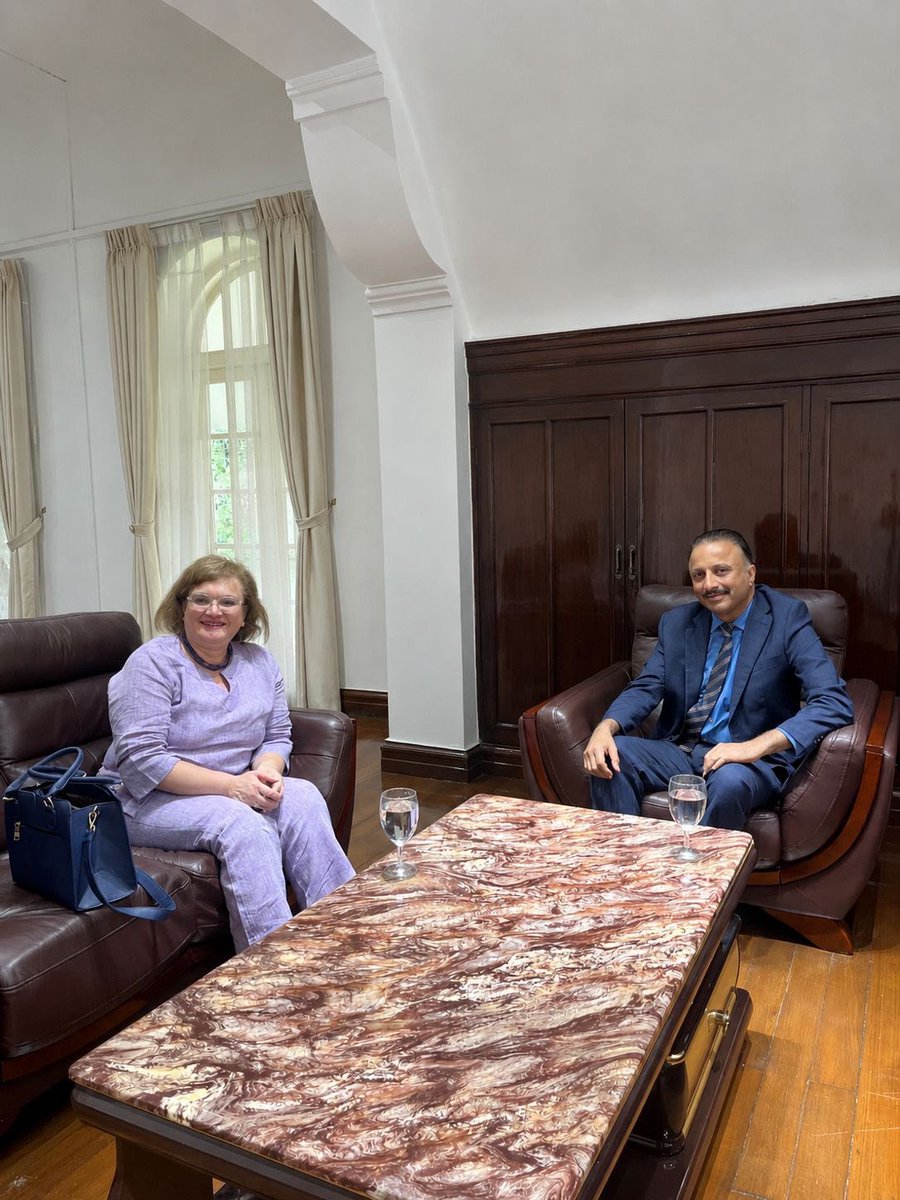 PakinYangon's tweet photo. Ambassador Tariq Karim received Ms. Marilina Armellin, the newly appointed Head of Mission of the Italian Embassy in Yangon. They exchanged views on a wide range of issues of mutual interest, including her recent tenure as Ambassador of 🇮🇹 to 🇵🇰 and her positive impressions of 🇵🇰 https://t.co/k6WQkz5m4L