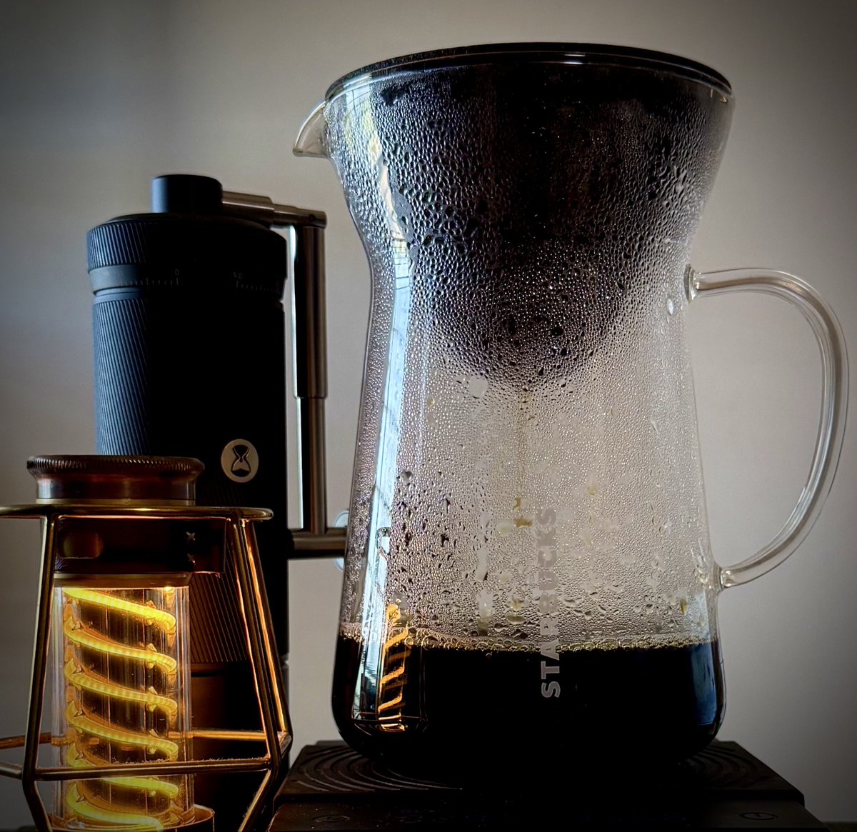 InandOutdoor_'s tweet photo. おはようございます🌞

今朝はエチオピア🇪🇹中煎りを

セラミックドリッパーで☕️

サーバーはスタバです🤗 https://t.co/QKqWfKn1NT