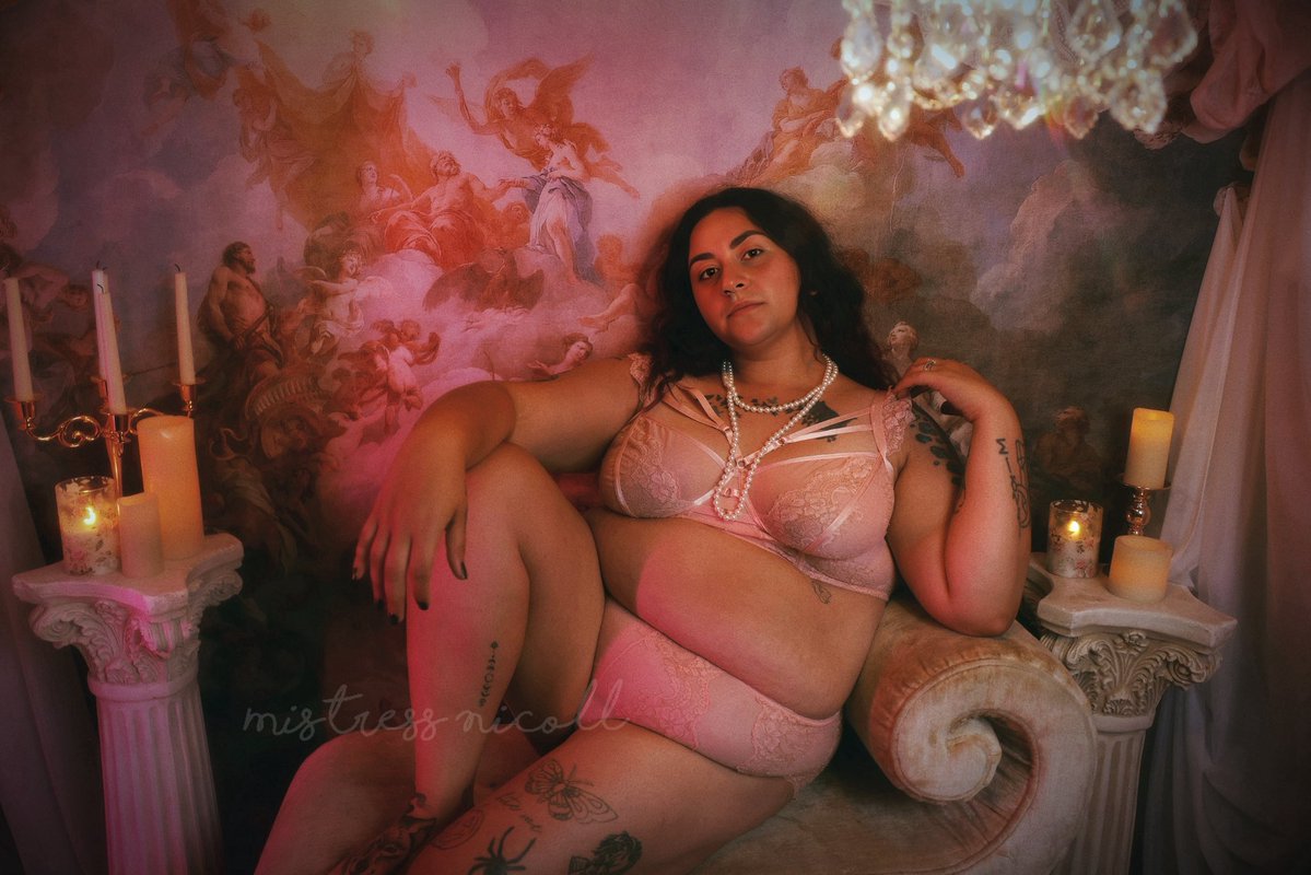 MistressNicoll's tweet photo. You weren’t supposed to send today.

You had a budget.
A plan.
A little speech prepared about being “responsible.”

Then I showed up.

Now you’re staring at this caption trying to negotiate with yourself while I decide what I want next.

Spoiler: I already won that argument.

💸 The only question left is how much proving yourself is worth to you.