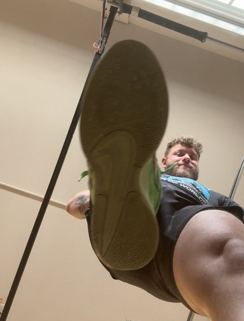 thegiantpanda21 tweet picture