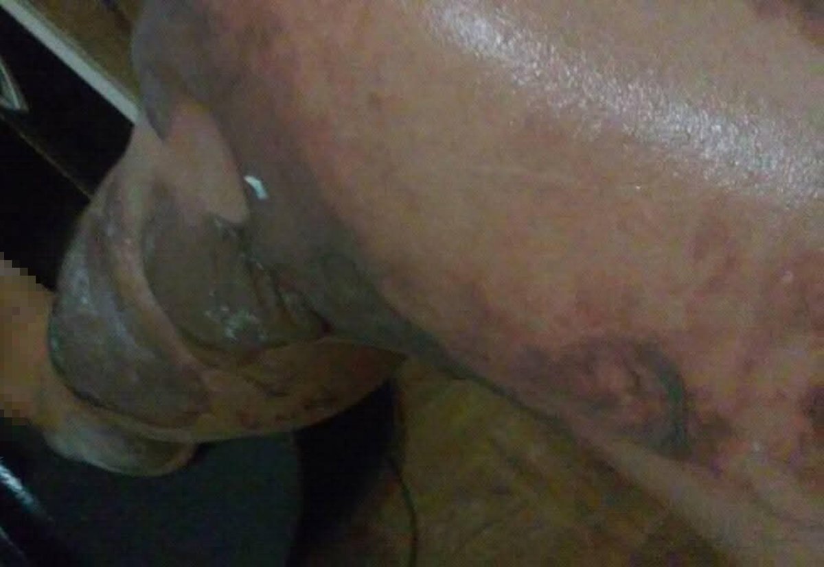 ratadesalmada's tweet photo. sfx makeup fake body #sh https://t.co/dse2XPW6h5
