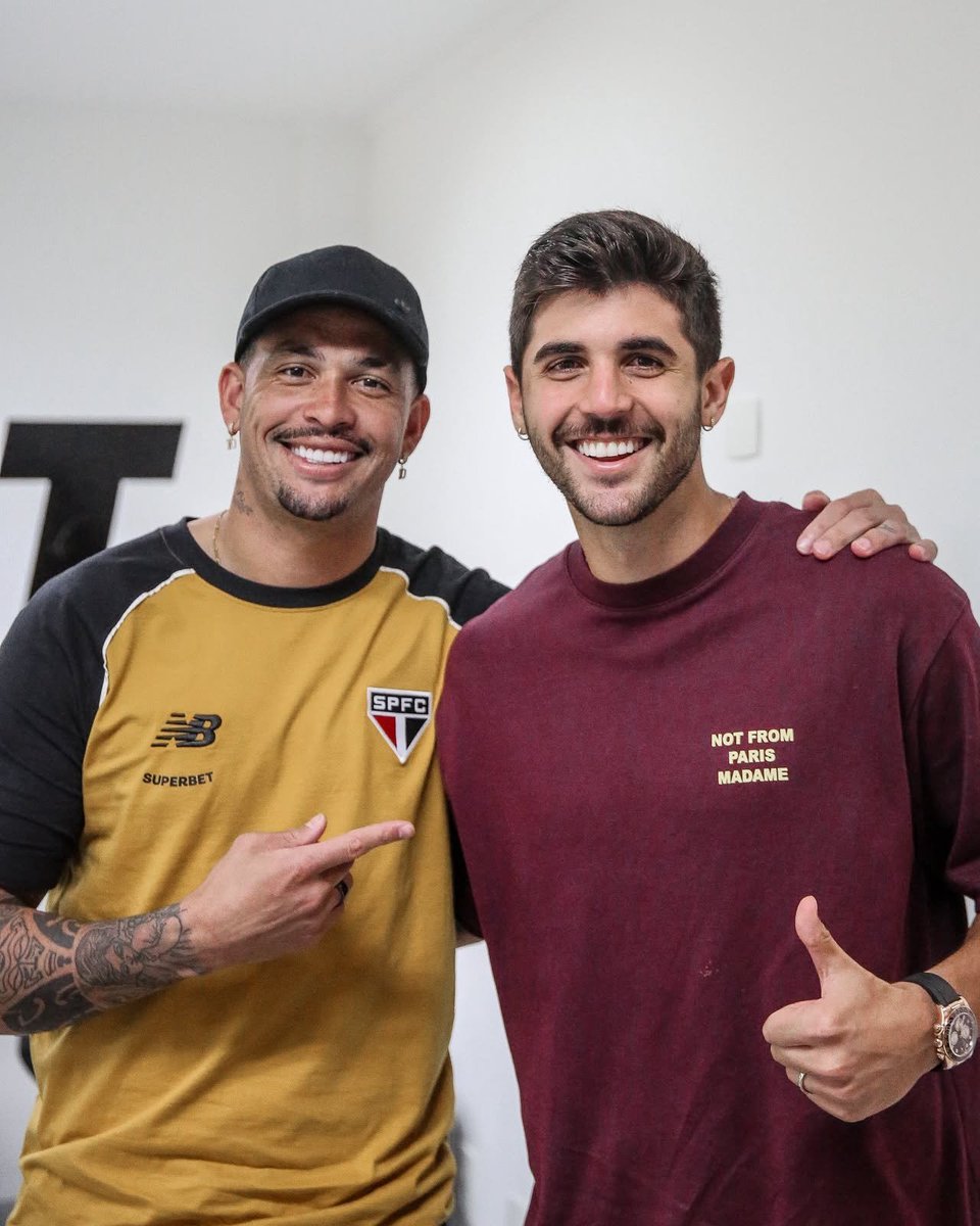 gabrywI's tweet photo. Vontade de largar tudo

Eu nunca vou ser feliz de novo. https://t.co/YgOgB7lclU