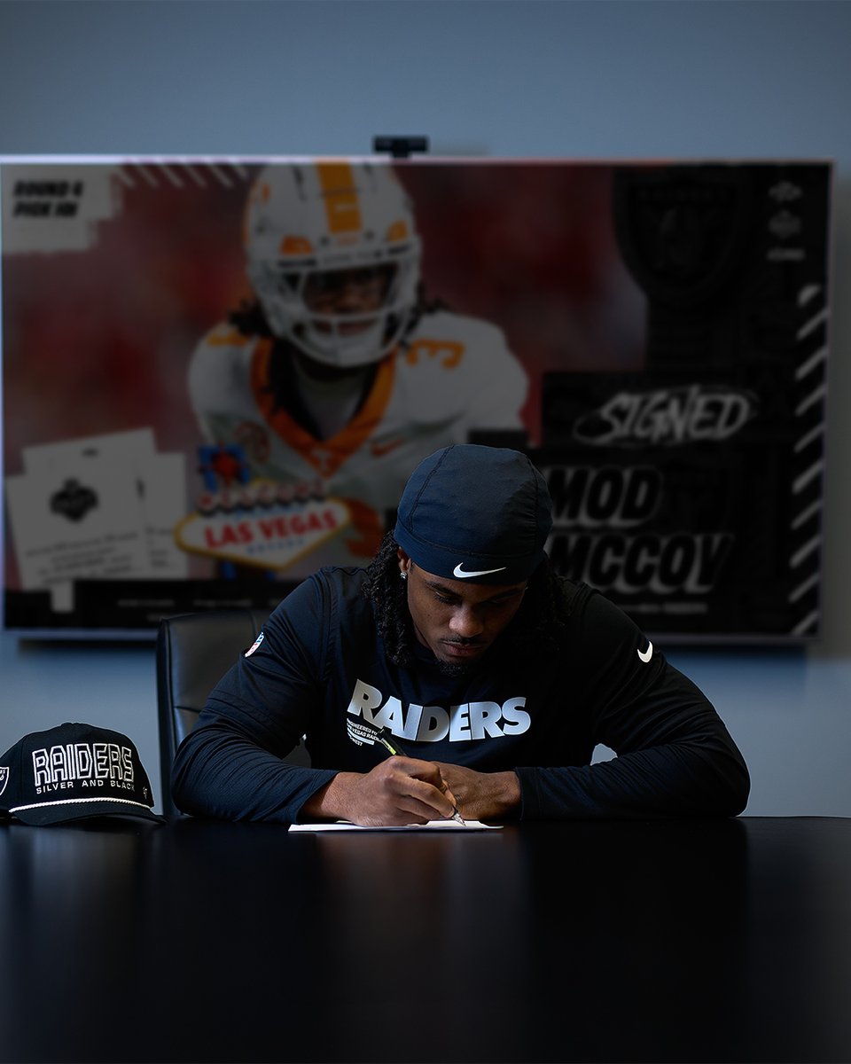 Las Vegas Raiders tweet media
