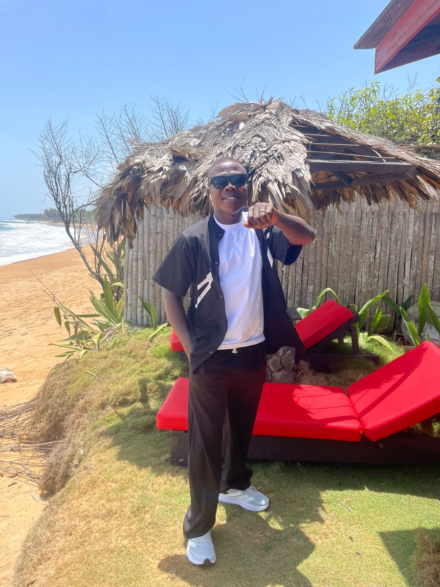 segbe_jr's tweet photo. Be as simple as you can be; you will be astonished to see how uncomplicated and happy your life can become. https://t.co/guYXCFDfAq