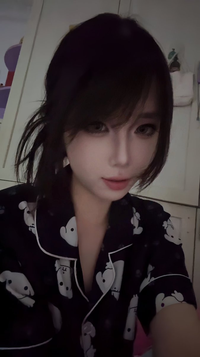 爱上一个天使的缺点。 tweet media