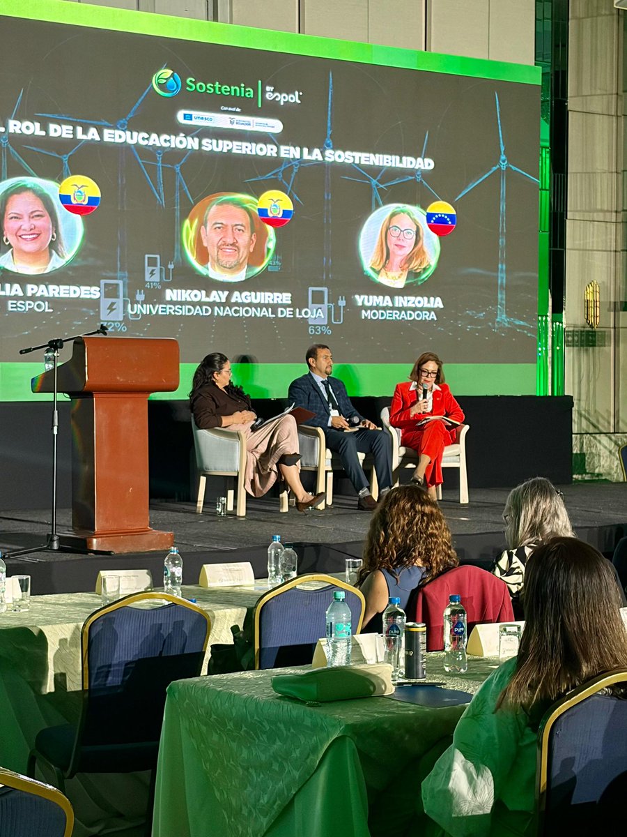 UNLoficial's tweet photo. 🌱 La UNL aporta al diálogo nacional por un futuro sostenible.

🙌 Nuestro rector @NikolayAguirre participó en el conversatorio “El rol de la educación superior en la sostenibilidad”, dentro del evento SostenIA by @espol , realizado este 21 y 22 de julio en #Guayaquil. https://t.co/ELBWoH6tqO