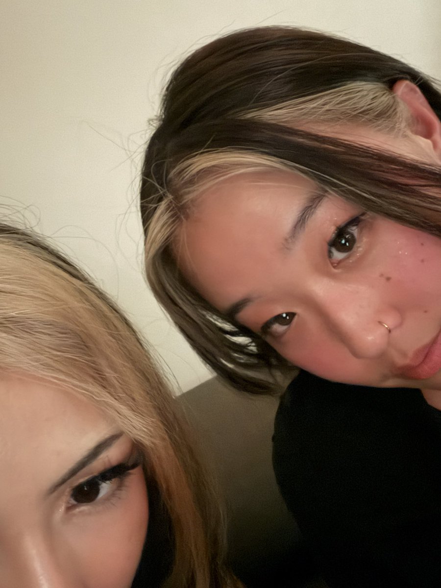 notsenjii's tweet photo. live rn https://t.co/2AImNgce08