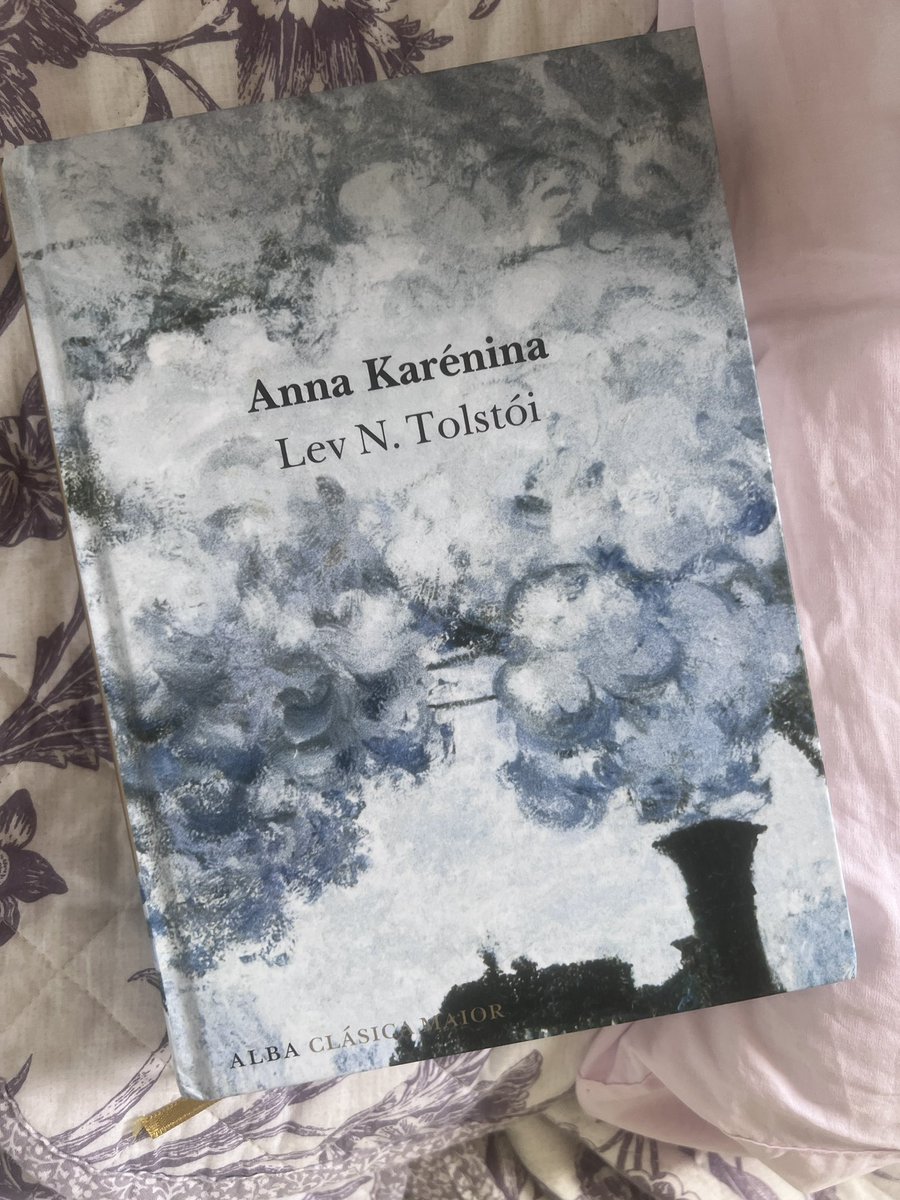 killuevi's tweet photo. @onmitski Anna Karenina:)) la lectura es suuuper fluida https://t.co/wfa6wmhs0f