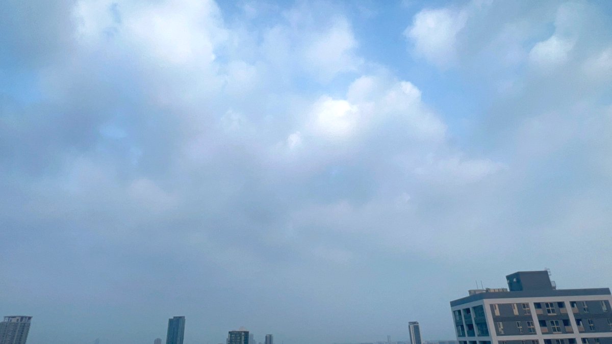 choco_snow888's tweet photo. ❷❹❹くんお疲れ様でした
昨夜も一緒の空間にいられて
嬉しかった
素晴らしかったし
また感動して泣いてしまいました。。

お席も近くに来た時は近めだったし
前方もよく見えて嬉しかった
幸せな時間をありがとう💖

今も❷❹❹くんを想うと涙が溢れます…
朝になっちゃった笑 https://t.co/mkOKQcUeVt