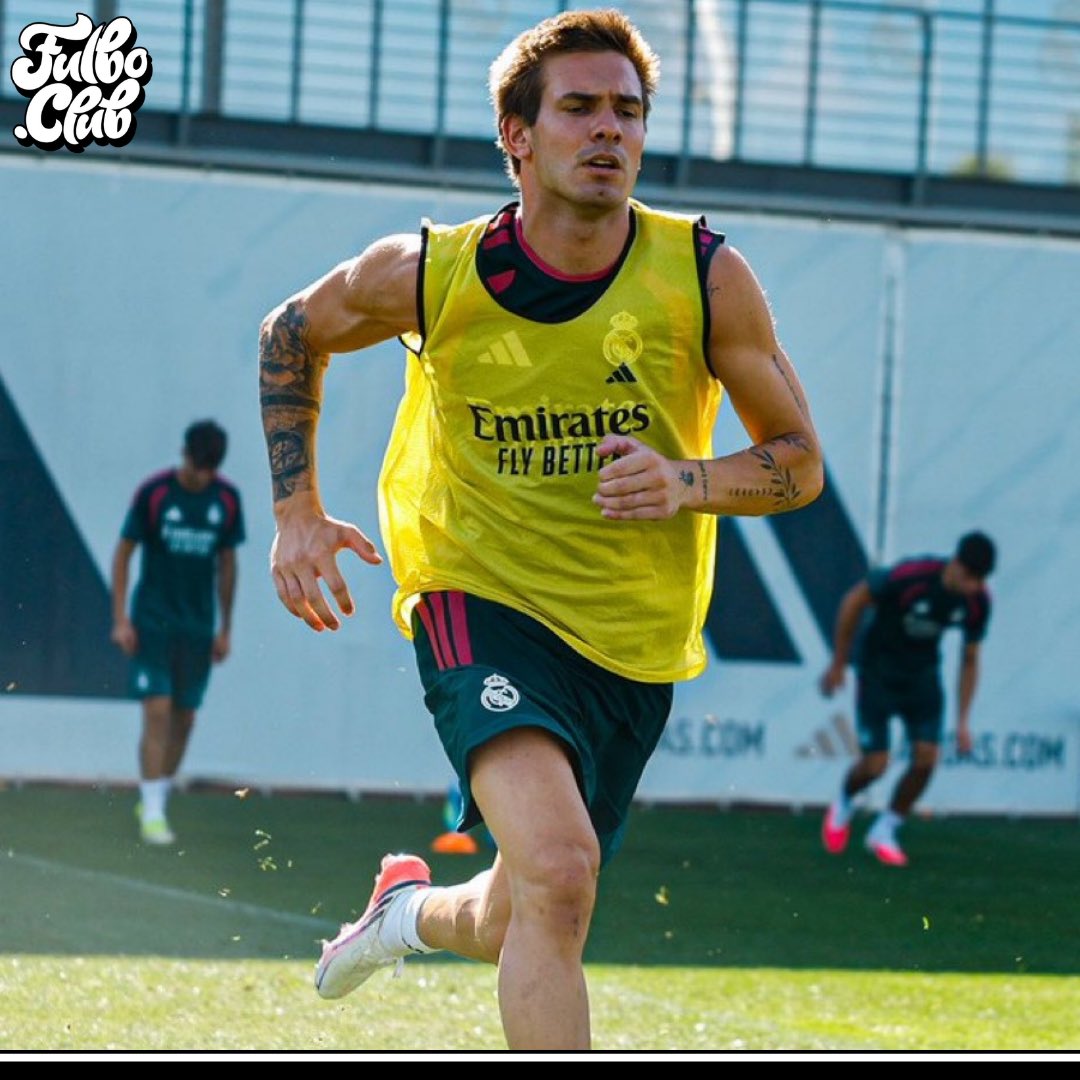 FulboClubOK's tweet photo. EN BUSCA DE DESTINO PARA MASTAN  🔍💎

Mourinho ya confirmó que NO TENDRÁ EN CUENTA a Franco Mastantuono y el Real Madrid ya busca club para cederlo a préstamo.

ℹ️ @FabrizioRomano https://t.co/q1h3Y31bCw