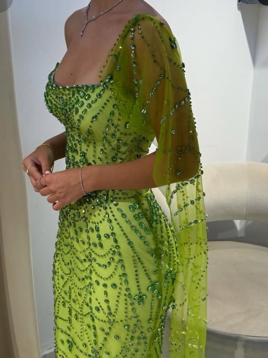elanmood's tweet photo. 💚 https://t.co/LaFAdywv3R