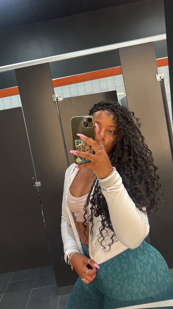 Thickfitjen's tweet photo. https://t.co/YzUGn4nqBC