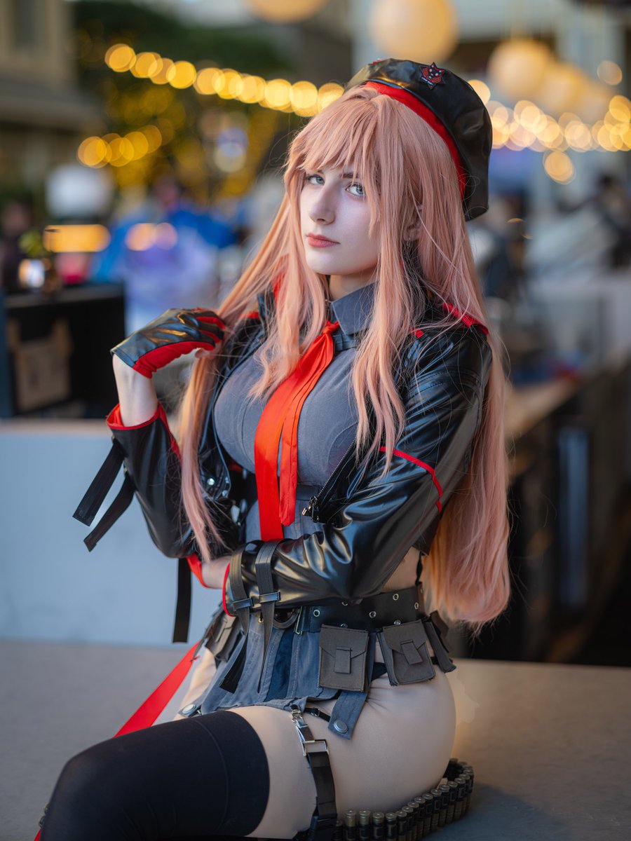 RoseBlueCos tweet picture