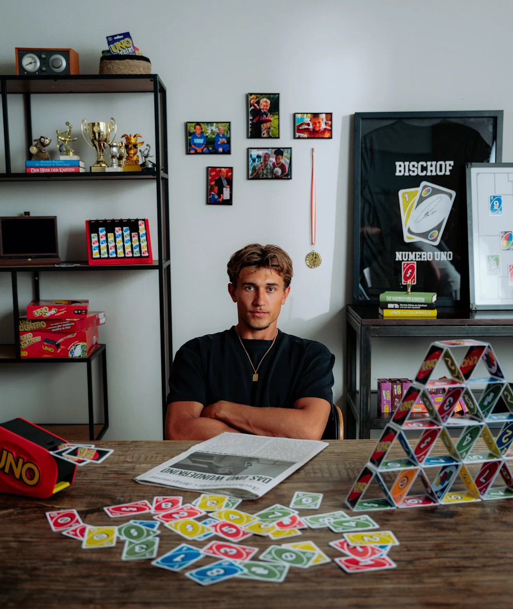 iMiaSanMia's tweet photo. After his Uno celebration with Lennart Karl last season and admitting that he was an enthusiastic player of the card game, Tom Bischof has been contacted by Uno and became sponsored by them [@BILD] https://t.co/XXrUw5Itj0