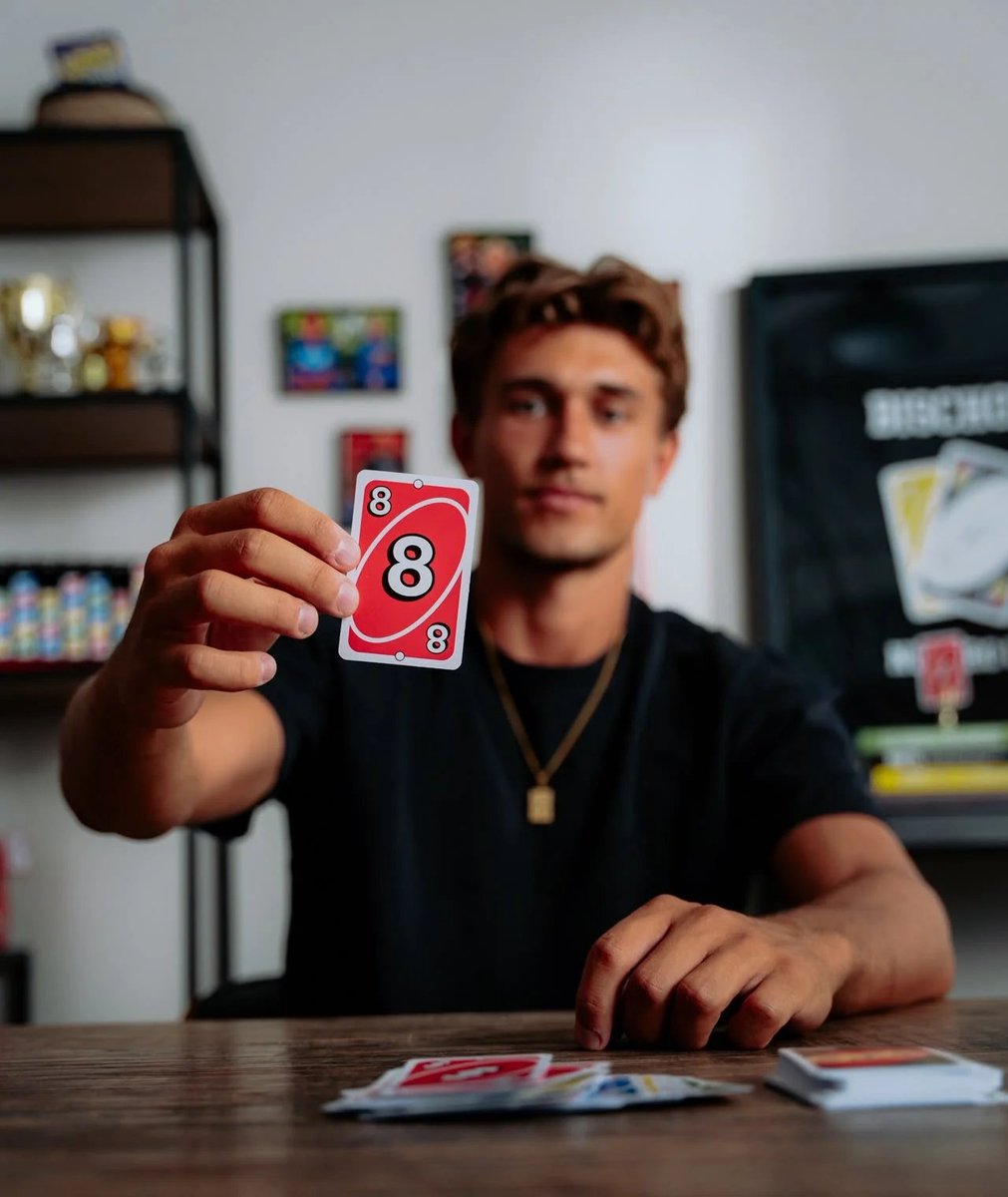iMiaSanMia's tweet photo. After his Uno celebration with Lennart Karl last season and admitting that he was an enthusiastic player of the card game, Tom Bischof has been contacted by Uno and became sponsored by them [@BILD] https://t.co/XXrUw5Itj0