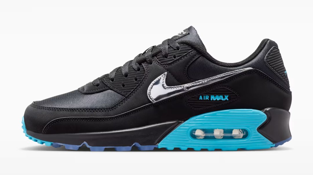 AwokenGenius's tweet photo. @nikestore This wallet but in the same colour way as the shoe and with the Scorpion logo on the wallet https://t.co/tgNDoNiHOS