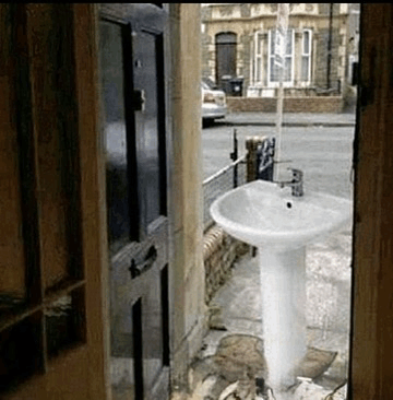 EdAttacked's tweet photo. I've been seeing the phrase "let that sink in" used so much recently, what the hell lol. and cant help but think of the damn meme https://t.co/obsrNbwxWc