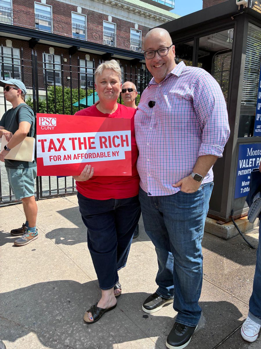PSC_CUNY's tweet photo. PSC First VP @JenGaboury joined @NYSenatorRivera, PSC members &amp; a coalition of unions &amp; progressive groups at Montefiore Hospital today to demand that Governor @KathyHochul defend NYers from Trump’s Medicaid cuts, #taxtherich, &amp; fund the healthcare &amp; services that NYers need. https://t.co/OllusaZYsX