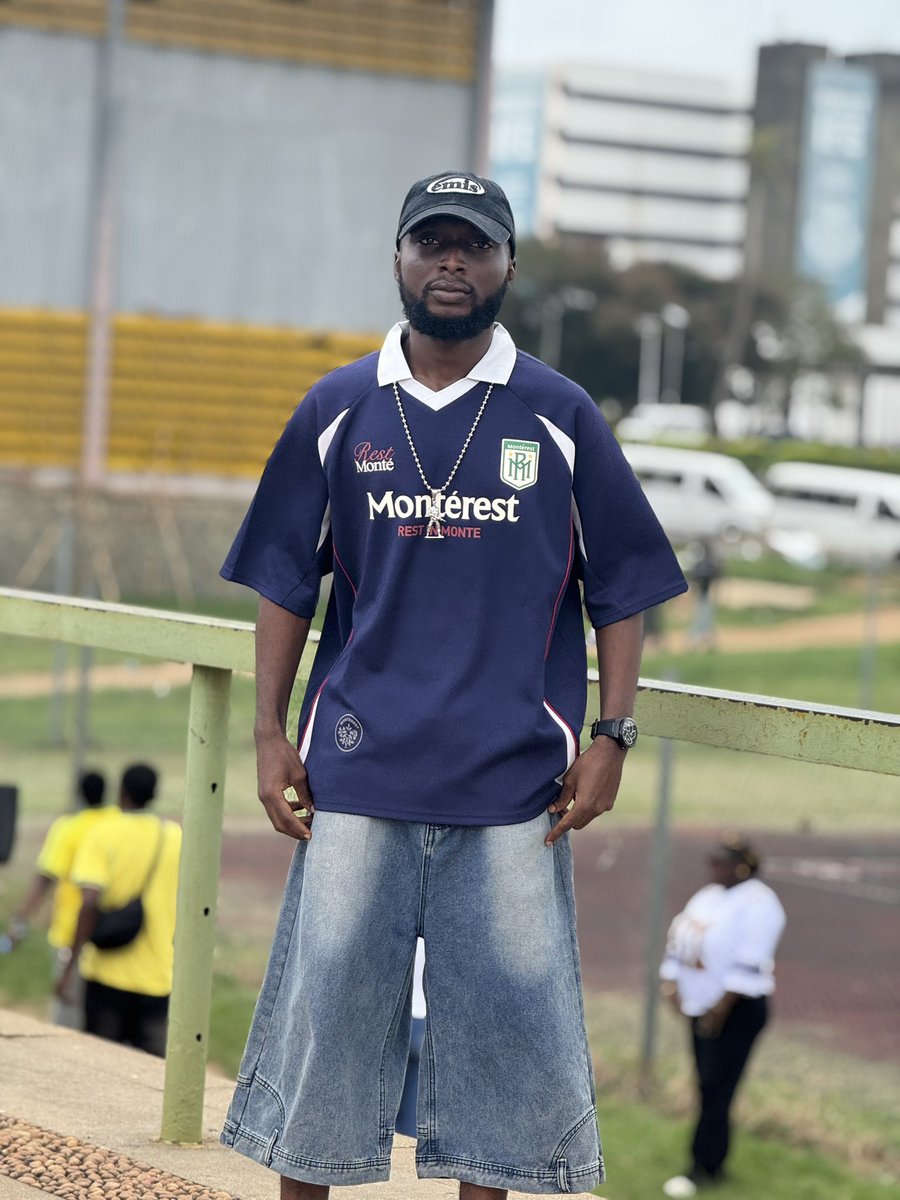 thisisadebem's tweet photo. Let me hop on the trend too😂 https://t.co/AyfdNmDUaq