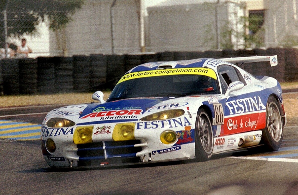 jeracerx's tweet photo. So this is actually a pretty interesting chassis as well. GTS-R C46 was the last Viper GTS-R to race and finish the Le Mans 24 Hours, with Larbre Competition taking home 4th in GTS behind the winning Ferrari 550 and factory Corvettes in 2003, 16th place overall. https://t.co/XVHF3opoVR
