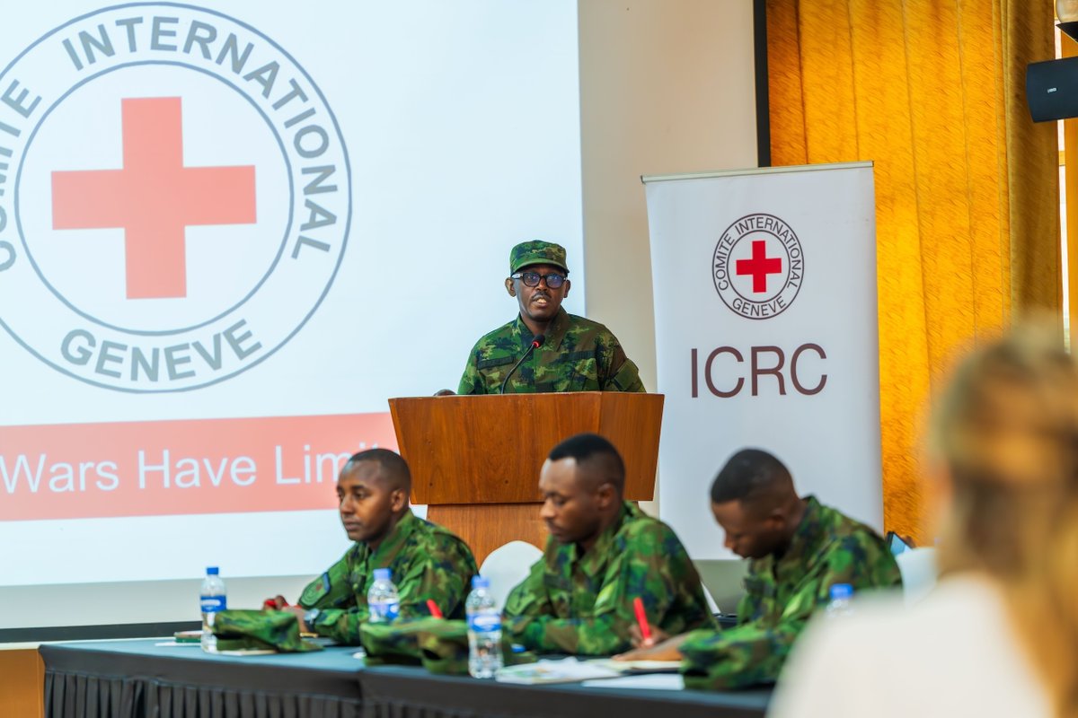 RwandaMoD's tweet photo. Today, RDF officers from various units participated in a one-day International Humanitarian Law (IHL) seminar organized by the International Committee of the Red Cross (ICRC) at Lemigo Hotel in Kigali.The seminar was officially opened by Lt Col Simon Kabera, Deputy Defence Spokesperson, along with the ICRC Head of Mission in Rwanda, Ms. Aurelie Grange.

The seminar aimed to strengthen officers' understanding of how International Humanitarian Law guides military operations, particularly the conduct of hostilities, operational planning, decision-making, and the protection of civilians during armed conflict. 

It also promoted the practical application of the principles of distinction, proportionality, and precautions, while encouraging the integration of IHL into operational planning and decision-making. https://t.co/9piQP0Qagq
======================
Uyu munsi, aba ofisiye b’Ingabo z’u Rwanda (RDF) baturutse mu mitwe itandukanye bitabiriye amahugurwa y’umunsi umwe yabereye muri Lemigo Hotel i Kigali ku Mategeko Mpuzamahanga Agenga Intambara (IHL), yateguwe na Komite Mpuzamahanga y’Umuryango utabara Imbabare (ICRC).

Aya mahugurwa yatangijwe ku mugaragaro na Lt Col Simon Kabera, Umuvugizi Wungirije w’Ingabo z’u Rwanda, ari kumwe n’Umuyobozi wa ICRC mu Rwanda, Madamu Aurelie Grange.
Aya mahugurwa yari agamije gusobanurira ba ofisiye uburyo Amategeko Mpuzamahanga Agenga Intambara agira uruhare mu bikorwa bya gisirikare, cyane cyane imyitwarire mu bikorwa by’intambara, gutegura ibikorwa bya gisirikare, gufata ibyemezo no kurinda abasivili mu bihe by’intambara.

Aya mahugurwa yibanze kandi ku ikoreshwa ry’amahame y’ingenzi arimo kutarasa abasivile, gukoresha ingufu za gisirikare aho zigenewe, no gushyiraho ingamba zikumira amakimbirane, abashishikariza gukoresha aya mategeko mu gutegura ibikorwa no gufata ibyemezo bya gisirikare. https://t.co/fB3lPVmfCu