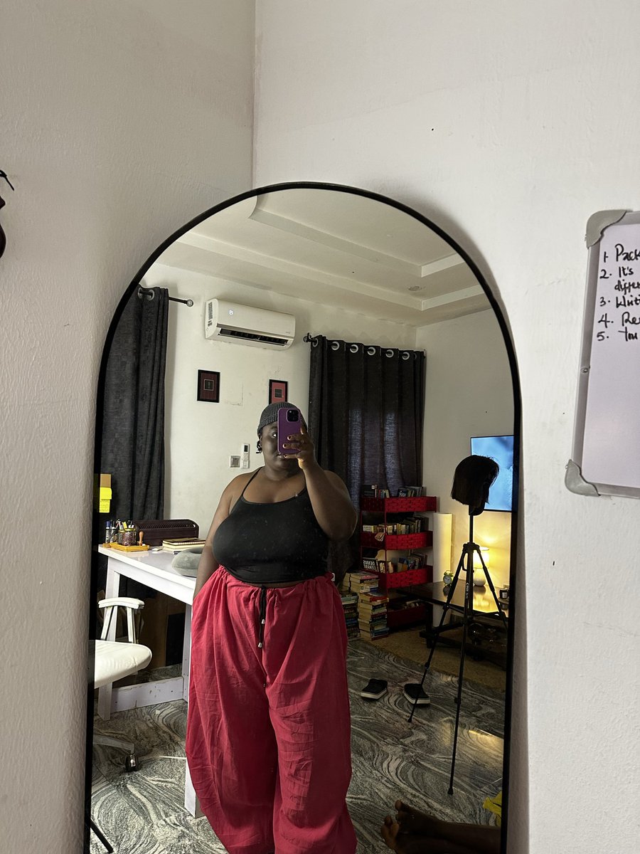 Ebiegberii's tweet photo. Monday’s work outfit. https://t.co/2f5RG4FgbG