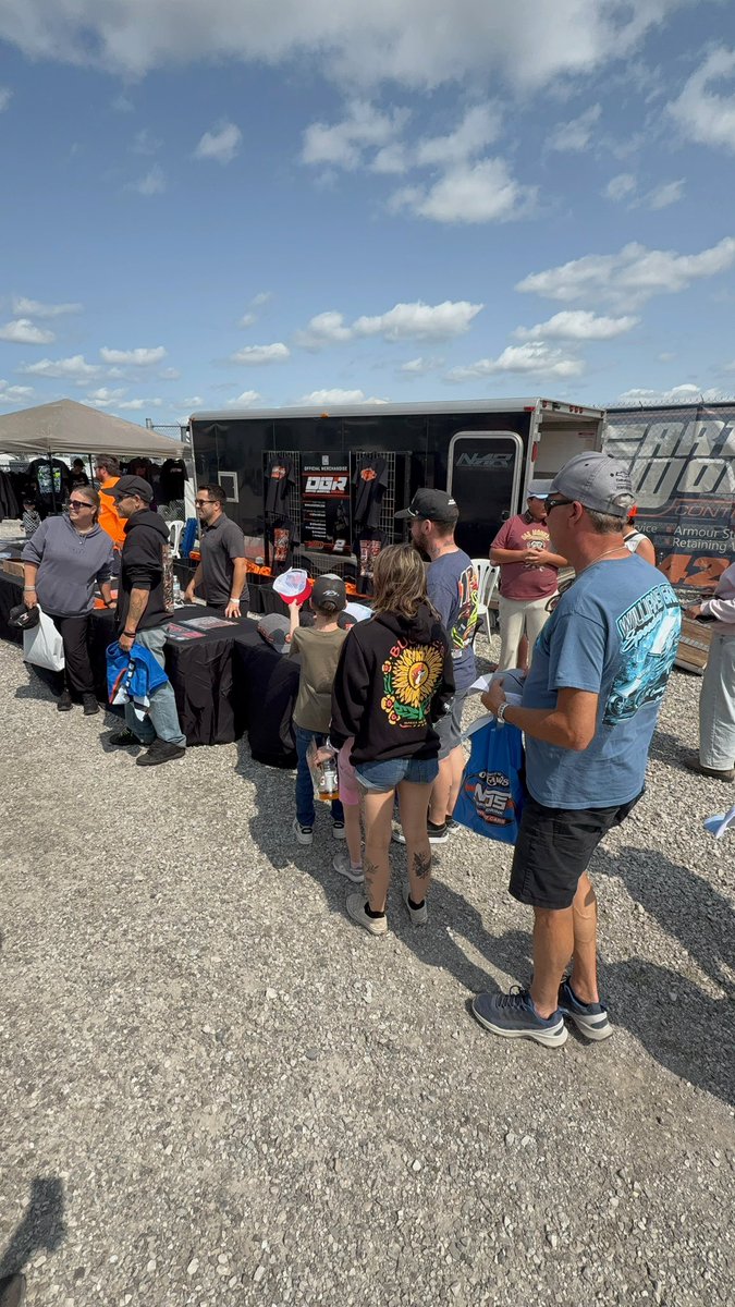 DavidGravel's tweet photo. Just up here racing North of the Boarder Eh! Met a lot of amazing fans today, it’s go time!! 🇨🇦🍁💪🏼🔥 #DG2 #Canada #RaceDay #WoOSprint https://t.co/poviQLMd41