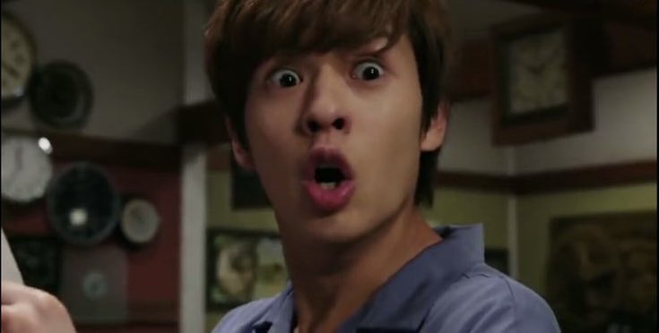 RULEROFHEISEI's tweet photo. “Woah! We really do!”

“You must be like an alternate world Zi-O, or something!” https://t.co/kvBHuir6Gj