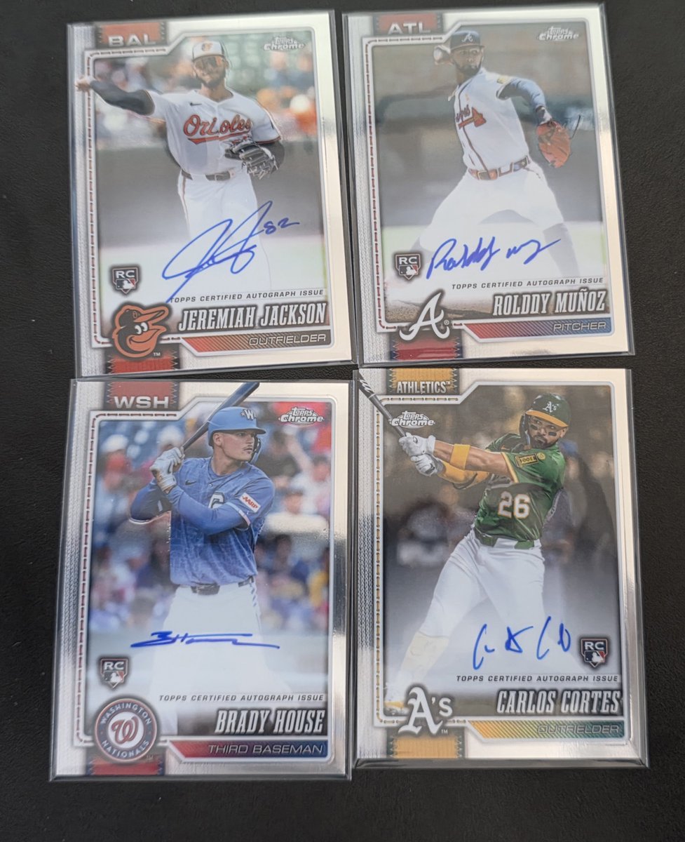 ibnate7697's tweet photo. @CardPurchaser Forgot my autos https://t.co/forO4u9pPd