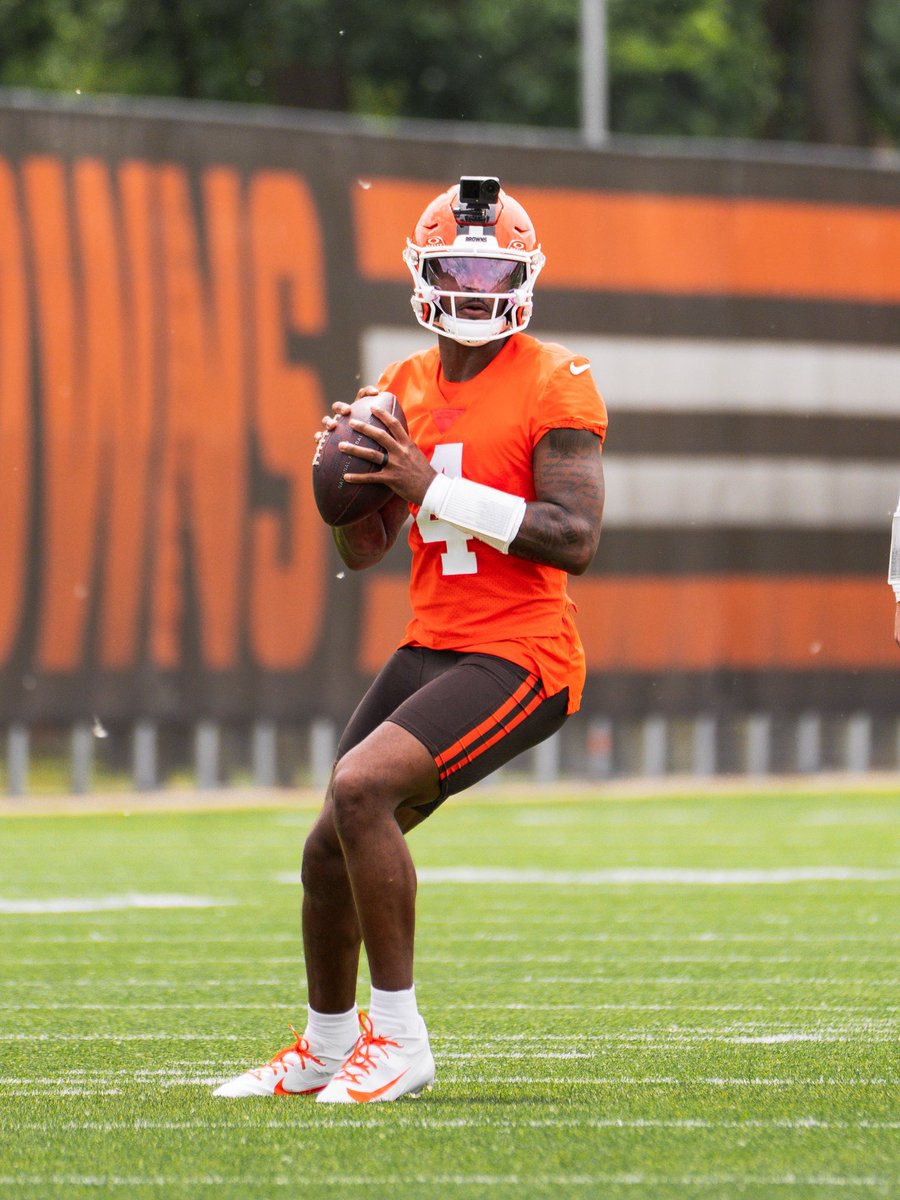 ESPNCleveland's tweet photo. Browns QBs and rookies report to training camp tomorrow. Football season is here 🔥🔥🔥 https://t.co/LJS2APAJnL