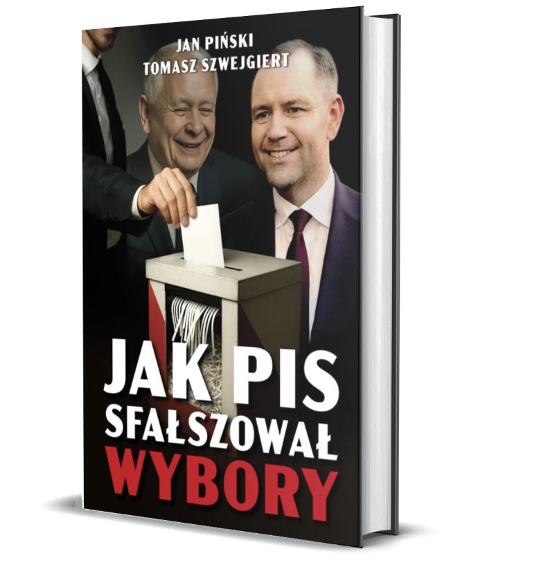 Jan_Pinski's tweet photo. Jak PiS sfałszował wybory? 

21 lipca 2026 r. Prokuratura Okręgowa w Opolu oskarżyła czterech członków komisji wyborczych z Olesna, Strzelec Opolskich i Kamiennej Góry o fałszowanie wyborów (chociaż w AO napisano to łagodniej). Prawda o systemowym fałszerstwie, milczeniu mediów, polityków, prokuratorów jest jedną wielką hańbą demokratycznego społeczeństwa. 

Nie trzeba wierzyć naszym informatorom ze służb specjalnych. Nie trzeba rozstrzygać, czy Rafał Trzaskowski został złamany, zastraszony albo politycznie sparaliżowany. Nie trzeba nawet wierzyć, że ktoś na Nowogrodzkiej wydał członkom komisji bezpośredni rozkaz: „zabierzcie Trzaskowskiemu głosy".

Wystarczy spojrzeć na liczby. 

Wystarczy spojrzeć na liczby.
Największym sukcesem ludzi odpowiedzialnych za wybory prezydenckie w 2025 roku było wmówienie Polakom, że nie ma już czego badać. Karol Nawrocki został zaprzysiężony, media zajęły się bieżącymi sporami, a pytanie o prawdziwy wynik wyborów uznano za przejaw politycznego fanatyzmu.
Tymczasem jest dokładnie odwrotnie.
Fanatyzmem jest wiara, że w wyborach, w których podczas sprawdzania komisji masowo odnajdywano źle przypisane głosy, nie należało przeliczyć pozostałych podejrzanych obwodów. Fanatyzmem jest przekonanie, że liczenie głosów zagraża demokracji. Fanatyzmem jest wreszcie uznawanie za święty wyniku zatwierdzonego przez organ, którego status jako niezależnego sądu został zakwestionowany przez polskie i europejskie trybunały.

Nie twierdzę, że każdy członek komisji był uczestnikiem wielkiego spisku. Mechanizm fałszowania wyborów nie musi wyglądać jak w filmie, w którym Jarosław Kaczyński osobiście rozdaje koperty z instrukcjami. Wystarczy zbudować system, który umożliwia manipulowanie wynikami, ogranicza kontrolę i gwarantuje, że nawet po wykryciu nieprawidłowości nikt nie przeliczy głosów do końca.
PiS taki system zbudował. A potem system ten zadziałał.

Oto jedenaście powodów, dla których sprawy nie wolno uznać za zamkniętą.

1. PiS najpierw przejął sędziów meczu
Wszystko zaczęło się na długo przed nocą z 1 na 2 czerwca 2025 roku — od przejmowania instytucji, które miały wybory organizować, kontrolować i zatwierdzać.
Nowelizacją Kodeksu wyborczego ze stycznia 2018 roku PiS zmienił sposób powoływania Państwowej Komisji Wyborczej. Wcześniej tworzyli ją przede wszystkim zawodowi sędziowie; po zmianach siedmiu z dziewięciu członków zaczął wybierać Sejm, czyli aktualna większość polityczna.
Ta sama nowelizacja zwiększyła liczbę komisarzy wyborczych z 51 do 100 i zmieniła zasady ich powoływania. Wśród komisarzy znaleźli się ludzie, których kariery zależały od nominacji Zbigniewa Ziobry, neo-KRS i pisowskiej „reformy" sądownictwa.
Na końcu łańcucha ustawiono Izbę Kontroli Nadzwyczajnej i Spraw Publicznych Sądu Najwyższego, utworzoną ustawą z grudnia 2017 roku. To właśnie ona miała rozpatrywać protesty i decydować o ważności wyborów. Jej członków wyłoniła neo-KRS, ukształtowana nowelizacją z tego samego miesiąca i przejęta przez polityków PiS.
Inaczej mówiąc: jedna partia zmieniła zasady meczu, wskazała znaczną część sędziów liniowych, ustawiła własny VAR, a na końcu zapewniła sobie organ ogłaszający, że spotkanie rozegrano prawidłowo.
Samo stworzenie takiego systemu nie dowodzi jeszcze, że wyniki zmieniono. Dowodzi jednak czegoś istotnego: PiS przygotował infrastrukturę pozwalającą manipulować wyborami, a następnie blokować ich rzeczywistą kontrolę.

2. W sprawdzonych komisjach co trzeci wynik był błędny
Najważniejsza przesłanka nie pochodzi od polityków opozycji, dziennikarzy ani anonimowych funkcjonariuszy. Pochodzi z komunikatów prokuratury i z oględzin kart wyborczych.
Sprawdzono 250 komisji obwodowych. W 66 procentach głosy policzono prawidłowo. W 34 procentach wykryto nieprawidłowości.
Trzydzieści cztery procent.
W najprostszych możliwych wyborach: dwóch kandydatów, dwa nazwiska, jeden krzyżyk.
To nie był egzamin z fizyki kwantowej. Członkowie komisji mieli rozdzielić głosy oddane na Rafała Trzaskowskiego od głosów oddanych na Karola Nawrockiego. Mimo to w co trzeciej sprawdzonej komisji wynik wymagał zmiany.
Gdyby kontrola wykazała nieprawidłowości w jednym albo dwóch procentach komisji, można byłoby mówić o zwykłych ludzkich błędach. Przy 34 procentach nie mówimy już o incydentach. Mówimy o załamaniu systemu liczenia głosów.
Państwo, które odkrywa błędy w co trzeciej sprawdzonej komisji i nie zarządza szerszej kontroli, nie broni demokracji. Broni ogłoszonego wcześniej wyniku.
3. Po przeliczeniu Nawrocki tracił, a Trzaskowski zyskiwał
Po korekcie wyników w kontrolowanych komisjach Karol Nawrocki otrzymał o 1239 głosów mniej, niż zapisano w pierwotnych protokołach. Rafał Trzaskowski otrzymał o 1242 głosy więcej. Różnica między kandydatami zmniejszyła się zatem o 2481 głosów.
Nie jest prawdą, że „trochę pomylono się w obie strony, więc wszystko się wyrównało". Nie wyrównało się. Kontrola zmniejszyła przewagę Nawrockiego.
Co więcej, pierwszy komunikat Prokuratury Krajowej zawierał inne liczby i został później zaktualizowany. Już samo zamieszanie informacyjne wokół tak fundamentalnej sprawy pokazuje, jak lekceważąco państwo potraktowało pytanie o prawdziwy wynik wyborów.
Te 2481 głosów nie zmieniało oficjalnego zwycięzcy. Ale nie taki był sens tego badania. Jego znaczenie polegało na pokazaniu, że ogłoszone protokoły nie odpowiadały zawartości worków z kartami.
Skoro w części komisji wynik zmieniał się po otwarciu pakietów wyborczych, jedyną uczciwą odpowiedzią było otwarcie kolejnych.

4. Błędy nie były pojedynczymi literówkami. W 42 komisjach nieprawidłowości działały na korzyść Karola Nawrockiego, a w 34 na korzyść Rafała Trzaskowskiego. W kolejnych ośmiu ważne głosy błędnie zakwalifikowano jako nieważne.
Ten rozkład ma znaczenie.
Nie mieliśmy do czynienia wyłącznie z jedną pomyloną cyfrą w elektronicznym protokole. W grę wchodziło przypisywanie głosów niewłaściwemu kandydatowi, błędne sumowanie, nieprawidłowe uznawanie kart za nieważne i rozbieżności między zawartością pakietów a oficjalnym wynikiem.
Oczywiście część tych nieprawidłowości mogła wynikać z niekompetencji. Ale niekompetencja nie unieważnia problemu. Jeżeli wynik wyborów ustaliły komisje, które nie potrafiły prawidłowo policzyć dwóch stosów kartek, wynik należy zweryfikować niezależnie od tego, czy przyczyną był spisek, strach, bałagan, przemęczenie czy głupota.
Demokracji jest wszystko jedno, czy obywatelowi ukradziono głos celowo, czy przez „pomyłkę". Jego głosu nadal nie ma tam, gdzie powinien być.

5. Model Krzysztofa Kontka wskazał 1482 najbardziej podejrzane komisje
Dr Krzysztof Kontek stworzył model poszukujący anomalii na niekorzyść Rafała Trzaskowskiego. Zidentyfikował 5472 komisje wykazujące odstępstwa od oczekiwanych wzorców. Spośród nich 1482 wykazywały przynajmniej dwa różne typy nieprawidłowości, a 33 — wszystkie cztery analizowane rodzaje odchyleń.
To nie był wyrok sądu ani automatyczny dowód przestępstwa. Model statystyczny nie wskazuje fałszerza z nazwiska. Wskazuje miejsca, w których dane zachowują się na tyle nietypowo, że należy sprawdzić dokumenty i karty.
Tak robi się w bankowości, ubezpieczeniach, kontroli finansowej i walce z oszustwami. Algorytm sygnalizuje anomalię, a człowiek ją weryfikuje.
Kontek nie domagał się uznania Trzaskowskiego za prezydenta na podstawie równania. Domagał się otwarcia worków i ponownego policzenia kart.
Przeciwnicy tego badania nie odpowiedzieli na najprostsze pytanie: skoro model był bezwartościowy, dlaczego nie pozwolono go sprawdzić?

6. Model Kontka został sprawdzony — i trafił niemal idealnie
Spośród 1482 komisji wskazanych przez model przeliczono zaledwie trzynaście.
Dla tych właśnie komisji Kontek prognozował, że Trzaskowski odzyska w nich około 2400 głosów. Po przeliczeniu odzyskał 2609.
To jeden z najważniejszych faktów w całej sprawie.
Nie mówimy o modelu, który przewidywał wielkie fałszerstwo, a po otwarciu worków znaleziono trzy pomylone karty. Prognoza okazała się wyjątkowo zbliżona do rzeczywistego wyniku kontroli.
Trzynaście komisji to nadal zbyt mała próba, aby mechanicznie przenieść rezultat na cały kraj. Jest jednak wystarczająca, aby badanie kontynuować.
W normalnym państwie zgodność przewidywania z wynikiem kontroli uruchomiłaby alarm. Sprawdzono by następne pięćdziesiąt, później sto i pięćset komisji. Ustalono by, czy skuteczność modelu się utrzymuje.
W Polsce zrobiono coś odwrotnego.

7. Przeliczanie przerwano wtedy, gdy zaczęło potwierdzać zarzuty
To argument najbardziej obciążający politycznie.
Nie zrezygnowano z dalszej kontroli dlatego, że nie znaleziono żadnych błędów. Przerwano ją po tym, jak w trzynastu komisjach Trzaskowski odzyskał 2609 głosów, a skuteczność modelu Kontka została wstępnie potwierdzona.
Decyzja o niekontynuowaniu badania jest sama w sobie informacją.
Jeśli policzenie głosów nie zagraża wynikowi, zwycięzca powinien być pierwszą osobą domagającą się pełnej kontroli. Przeliczenie zamknęłoby usta krytykom i dało prezydentowi mocną demokratyczną legitymację.
Tymczasem politycy PiS przedstawiali przeliczanie jako atak na państwo i „wolę narodu". Jarosław Kaczyński oraz Karol Nawrocki przekonywali, że nie ma podstaw do kwestionowania wyniku.
Ale przeliczenie nie kwestionuje woli narodu. Przeliczenie ją ustala.
Kto naprawdę wierzy, że wygrał, nie boi się otwarcia worków. Boi się go ten, kto nie jest pewien, co się w nich znajduje.

8. Do badania wybrano słabszy model, omijając najbardziej niebezpieczne komisje
Prokuratura skorzystała z analiz Jacka Hamana i Andrzeja Torója, które wskazywały inne komisje i poszukiwały anomalii symetrycznie — zarówno na korzyść Nawrockiego, jak i Trzaskowskiego.
Samo badanie obu kierunków nie jest niczym nagannym. Problem polega na tym, że wykorzystano je jako uzasadnienie dla pominięcia znacznej części komisji wskazanych przez Kontka.
Model Kontka odpowiadał na konkretne pytanie: gdzie mogło dojść do odebrania głosów Trzaskowskiemu? Modele zamówione przez prokuraturę odpowiadały na pytanie szersze, ale przez to mogły rozmywać badane zjawisko.
Ekonomista Andrzej Bratkowski krytykował zastosowaną metodologię, wskazując między innymi na problemy z używaniem regresji liniowej do wykrywania lokalnych oszustw oraz na sztuczną symetryzację anomalii.
Najważniejsze pozostaje jednak co innego: model Kontka można było zweryfikować bez akademickich sporów. Wystarczyło wyjąć karty z worków i policzyć je ręcznie.
Zamiast tego zaczęto dyskutować, czy matematyk zadał właściwe pytanie. To klasyczna technika odwracania uwagi: zamiast sprawdzić, czy w sejfie brakuje pieniędzy, miesiącami debatuje się nad wykształceniem tego, kto zauważył uchylone drzwi.

9. PiS stworzył równoległą infrastrukturę kontroli komisji i wyników
Ruch Kontroli Wyborów (RKW) oraz Ruch Ochrony Wyborów (ROW) budowały własną sieć członków komisji, mężów zaufania, koordynatorów i aplikacji służących do zbierania danych z lokali.
Sama społeczna kontrola wyborów jest potrzebna. Problem zaczyna się wtedy, gdy struktura związana z jedną partią nie tylko obserwuje komisje, lecz także tworzy własne, nieprzejrzyste systemy gromadzenia danych o obsadzie lokali i zgłaszanych wynikach.
Według książki sieć ROW korzystała z około trzech tysięcy koordynatorów. Aplikacje i platformy powiązane ze środowiskiem PiS pozwalały ustalać, w których komisjach brakuje przedstawicieli ruchu, delegować ludzi i zbierać lokalne informacje.
Nie jest to samodzielny dowód, że aplikacja zmieniła choć jeden głos. Jest jednak dowodem istnienia politycznej infrastruktury, która zapewniała jednej stronie lepszą wiedzę o komisjach, ich obsadzie, wynikach i miejscach pozbawionych niezależnej kontroli.
Skoro takie systemy powstały wokół procesu wyborczego, powinny były trafić pod lupę służb. Tak się nie stało — i bierność ABW jest tu osobnym problemem. Państwo powinno dokładnie wiedzieć, jakie systemy informatyczne są używane przez zorganizowane struktury działające wokół wyborów, kto ma dostęp do danych i gdzie znajdują się serwery.
Tymczasem służby przez długi czas zachowywały się tak, jakby prywatne aplikacje powiązane z ludźmi jednej partii były mniej groźne od obywateli żądających ponownego policzenia kart.

10. PiS wiedział o przeciwniku więcej, niż przeciwnik wiedział o sobie
Wybory wypacza się nie tylko przy stole komisji. Można to zrobić również przez nielegalną inwigilację przeciwników, poznawanie ich strategii, kontaktów, słabości i planów kampanii.
W książce  "Jak PiS Sfałszował wybory" opisaliśmy z Tomkiem Szwejgiertem inwigilowanie Rafała Trzaskowskiego przy użyciu Pegasusa pod kryptonimem „Kruk". Pegasus nie jest zwykłym podsłuchem rozmów telefonicznych. Pozwala przejmować zawartość urządzenia, wiadomości, kontakty, dokumenty, a nawet uruchamiać mikrofon i kamerę.

Jeżeli aparat państwa kontrolowany przez jedną partię uzyskuje taki dostęp do telefonu najważniejszego konkurenta politycznego, nie mamy już do czynienia z równą kampanią wyborczą. Jedna strona gra, znając karty przeciwnika.

Nawet gdyby przyjąć, że każda karta wyborcza w 2025 roku została później policzona prawidłowo, używanie służb i narzędzi szpiegowskich przeciwko opozycji oznaczałoby naruszenie uczciwości procesu wyborczego.
A przecież kart prawidłowo nie policzono.

11. Strach przed prawdą
Jest jeszcze jeden powód, najprostszy. Nikt nie chciał policzyć wszystkiego. Nie chciał tego PiS. Nie chciał tego Karol Nawrocki. Nie doprowadzili do tego ówczesny minister sprawiedliwości Adam Bodnar i Dariusz Korneluk. Rafał Trzaskowski nie stanął na czele walki o ustalenie prawdziwego wyniku. Donald Tusk ograniczył się do pytań i politycznych aluzji. 

Większość mediów szybko uznała sprawę za zamkniętą. Każdy miał własny powód, aby nie otwierać worków. PiS bał się utraty prezydentury i ujawnienia mechanizmu działania własnych struktur. Ludzie Trzaskowskiego mogli obawiać się wykrycia nieprawidłowości także po swojej stronie. Szantaży Pegazusami i cholerą wie czego. Rząd  Tuska zaś nie chciał przyznać, że podlegające mu służby i prokuratura nie potrafiły ochronić najważniejszych wyborów w państwie. Część opozycji bała się kryzysu konstytucyjnego. Media bały się oskarżenia o szerzenie teorii spiskowych i haków z CBA...

W efekcie powstał wielki polityczny rozejm.

Nie ustalajmy prawdy, bo prawda może zaszkodzić wszystkim.

To właśnie dlatego pytanie nie brzmi już: czy w wyborach doszło do nieprawidłowości? To zostało potwierdzone podczas oględzin kart.

Pytanie brzmi: jaka była ich pełna skala i czy zmieniły zwycięzcę?

Na to pytanie państwo polskie nie odpowiedziało.

Karol Nawrocki może więc powtarzać, że jest legalnym prezydentem. Jarosław Kaczyński może mówić o woli narodu. Prokuratura może zapewniać, że wykryte rozbieżności nie wystarczyły do zmiany wyniku.

Ale dopóki nie policzono podejrzanych komisji, wszystkie te zapewnienia są jedynie deklaracjami ludzi zainteresowanych zamknięciem sprawy.

W demokracji prezydent nie zostaje wybrany dlatego, że komisja wpisała odpowiednią liczbę do systemu. Zostaje wybrany dlatego, że otrzymał więcej ważnie oddanych głosów.

Tego w przypadku wyborów prezydenckich w 2025 roku nie ustalono w sposób niebudzący wątpliwości.

Wiemy natomiast, że PiS przygotował system instytucjonalny pozwalający kontrolować wybory. 

Wiemy, że tysiące komisji wykazywały anomalie. 

Wiemy, że w kontrolowanej próbie co trzecia komisja miała błędne wyniki. Wiemy, że po otwarciu worków Nawrocki tracił głosy, a Trzaskowski je odzyskiwał. 

Wiemy, że model dr Kontka trafnie wskazał komisje z dużymi rozbieżnościami. Wiemy też, że jego dalszą weryfikację zatrzymano.

To nie jest teoria spiskowa.
Teoria zaczyna się tam, gdzie brakuje dowodów.
Tutaj dowody leżą w zaplombowanych workach.
Trzeba je tylko otworzyć.

https://t.co/0CSeVWyOad