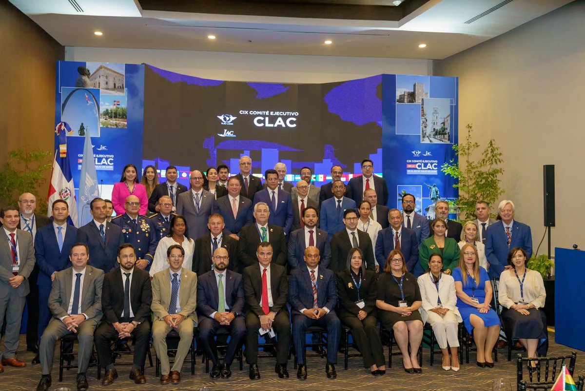 DavidColladoM's tweet photo. Santo Domingo recibe a representantes de 23 Estados para conversar sobre conectividad, nuevas rutas y el futuro de la aviación civil en América Latina.

Una agenda clave para el crecimiento del turismo y de toda la región. https://t.co/ahyGWCgomS