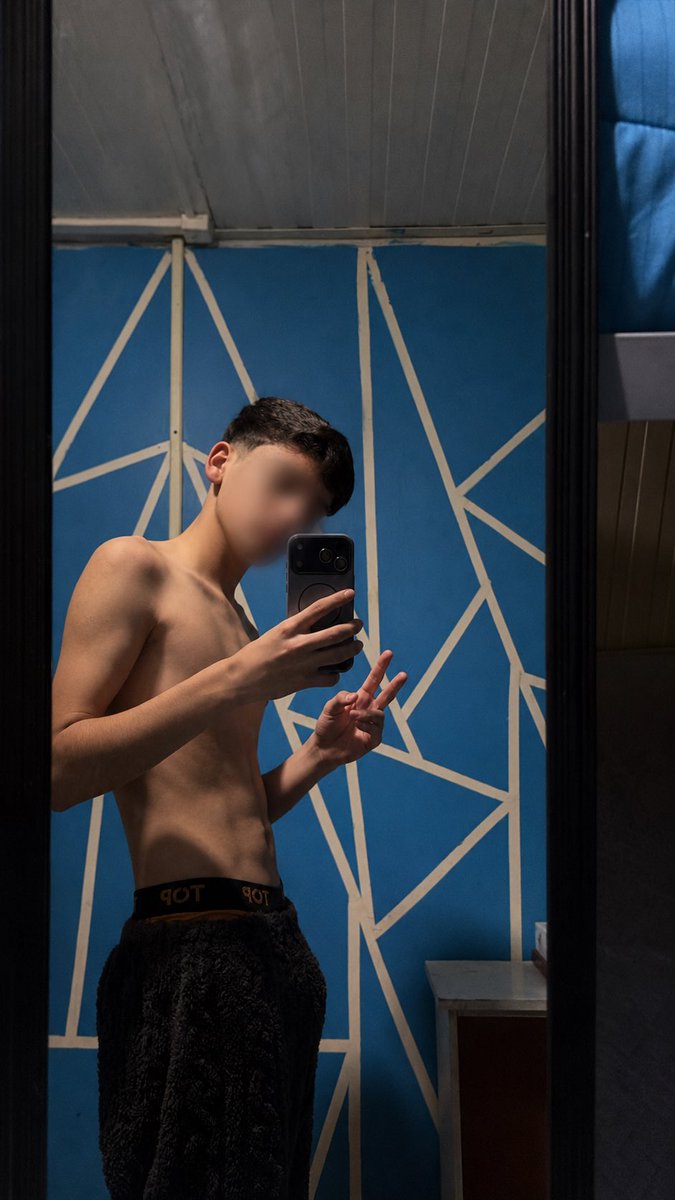 08_ignvciio's tweet photo. k hace frío no? https://t.co/Dfds2aeqaW
