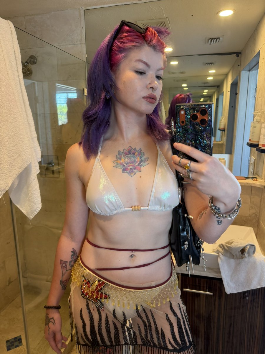iscah tweet media