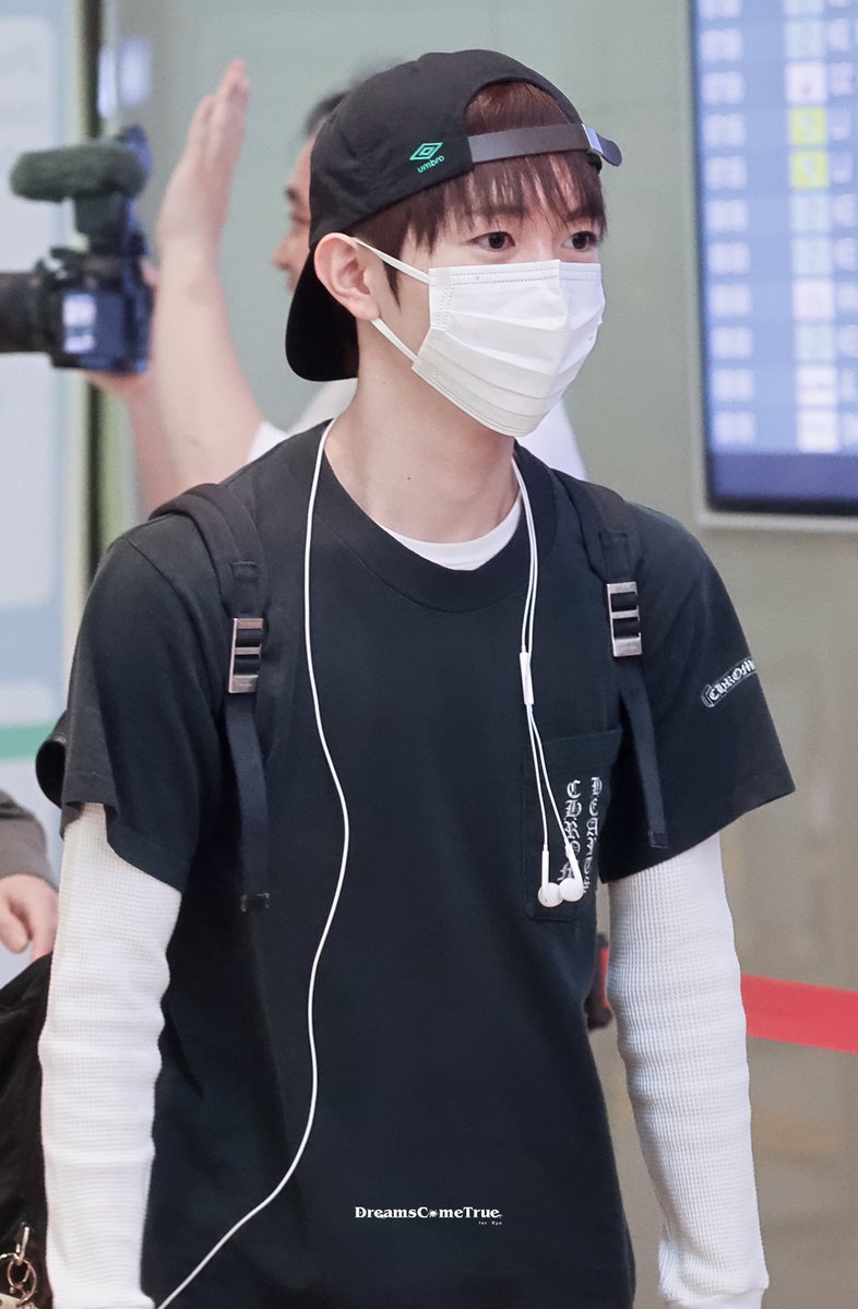 R0804dct's tweet photo. 260723 ICN

new hair

#료 #RYO #リョウ 　
#NCTWISH #엔시티위시 https://t.co/qlIFNvJEWg