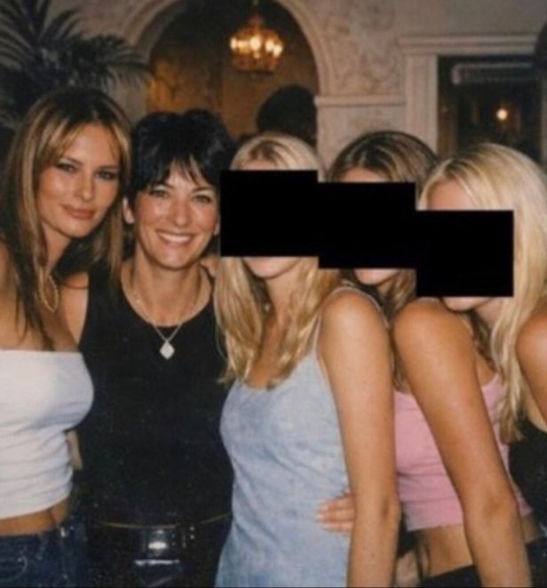 KarinArcus_ok's tweet photo. TRUMP TRANSFIRIÓ DINERO A EPSTEIN 4700 VECES.

¿Cuál fue el objetivo en cada caso?

NO DEJEMOS DE HABLAR DE LOS ARCHIVOS EPSTEIN. https://t.co/wfbxtbbOQY