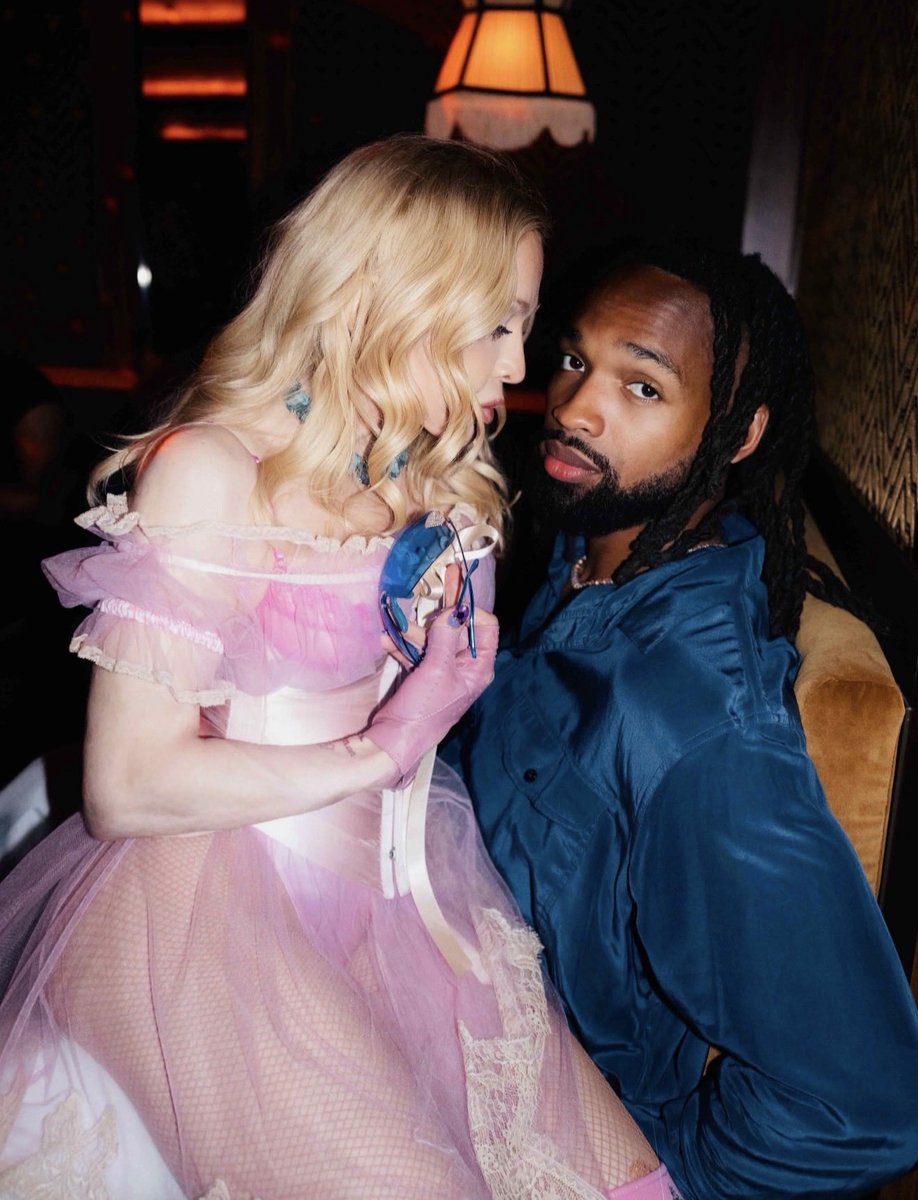 hitsignal's tweet photo. Madonna and boyfriend Akeem Morris photographed together recently. https://t.co/HGoHf6OsW2