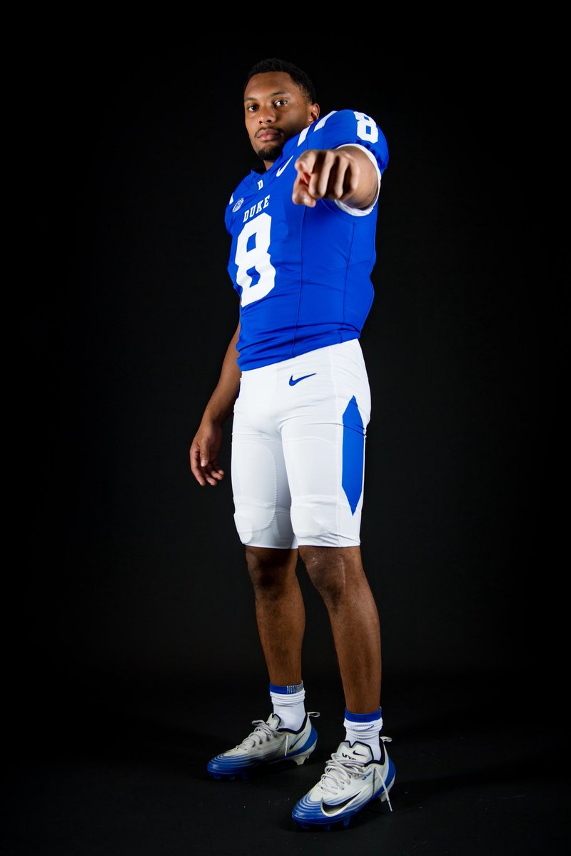 DukeFOOTBALL's tweet photo. Lights. Camera. Action. 📸 https://t.co/laTRA9VnUV