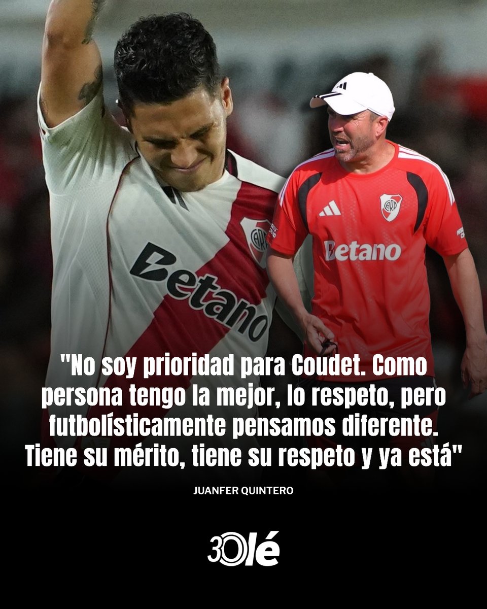 DiarioOle's tweet photo. Juanfer Quintero desmintió que tenía que volver este jueves y fue claro sobre su relación con Chacho Coudet 💣😬

💬 "El entrenador dijo una cosa, pero desde antes del Mundial se había hablado con el presidente otra cosa. Con el entrenador no hablo desde que me fui. Yo tenía desde antes del Mundial tenía el viaje"

💬 "Un entrenador que asegure la titularidad no es un entrenador que sea coherente, porque eso se ve a diario. Siempre respeté las decisiones. Ellos como líder toman la decisión que creen mejor para el equipo, siempre acaté las decisiones"

💬 "Con el Chacho no tuve la mejor continuidad. Incluso en la final jugué cinco minutos. Está claro, acá no hay misterio, es la forma en la juega, sus conceptos futbolísticos. Se lo dije una vez, que siempre voy a respetar las decisiones que tome, nunca va a tener una falta de respeto pero todo el mundo sabe las cualidades. No soy prioridad para él. Como persona tengo la mejor, lo respeto pero futbolísticamente pensamos diferente. Tiene su mérito, tiene su respeto y ya está"

🎙️ ESPN