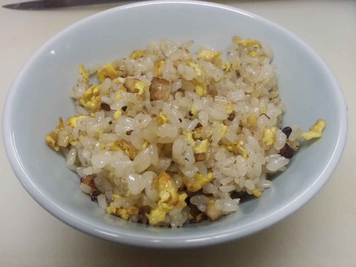 cyuuka_heian's tweet photo. おはようございます。中華料理平安です。
本日の日替わりランチは、ランチ冷たいラーメン🍜ひとくち炒飯です。￥980

皆様のご来店をお待ちしております。

#自家製麺の店
#港南区
#芹が谷
#あっさり醤油ラーメン
#横浜サンマーメン
#タンメン
#レバニラ
#昔ながらの味
#町中華で飲ろうぜ
#なおランチ https://t.co/TYbxu7hSTE