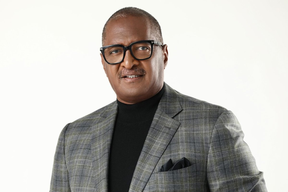 BuzzingPop's tweet photo. Mathew Knowles reveals Destiny’s Child will release a new album of unreleased remixes in the “next 30 days”: 

“We have some guest rappers on it— Missy Elliott is on one of them, but the girls are on it. There's some that are dance mixes, and then there's some that are just regular urban mixes. So, there's a combination. We have so much music that hadn’t been put out yet on Destiny’s Child.”