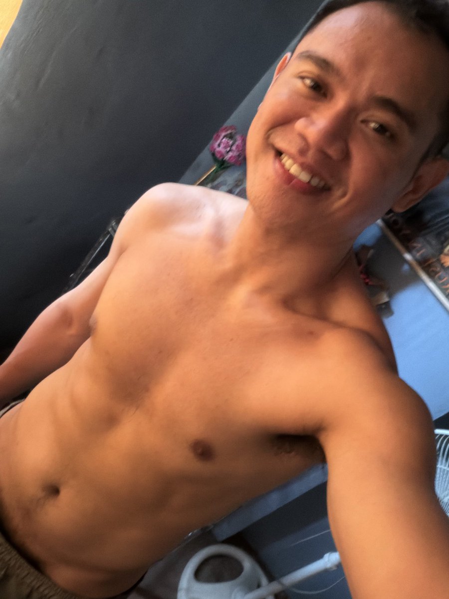 cat1987_shadow's tweet photo. 🤪🤭😅 https://t.co/SOrKSdg8Tp
