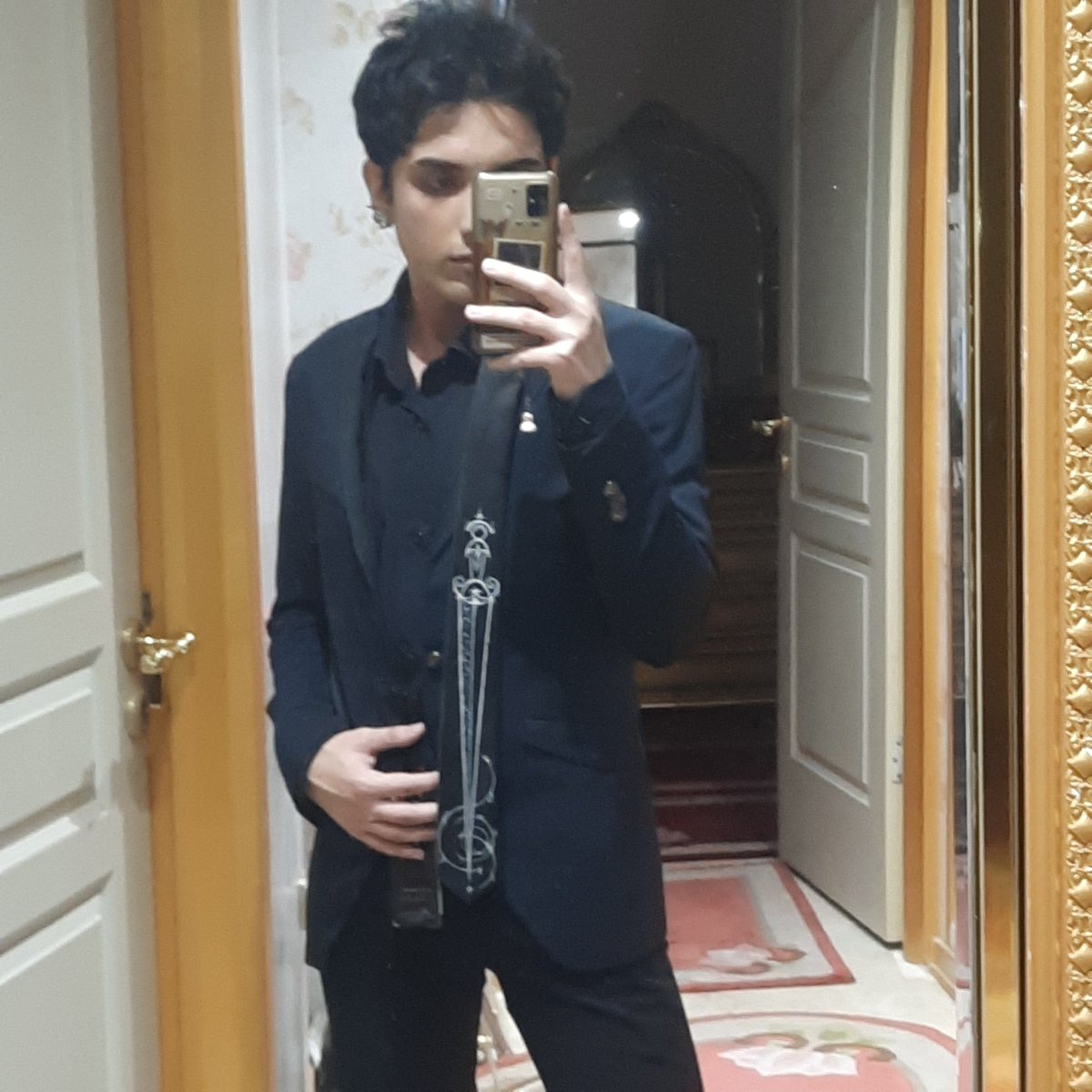 آدم فضایی tweet media