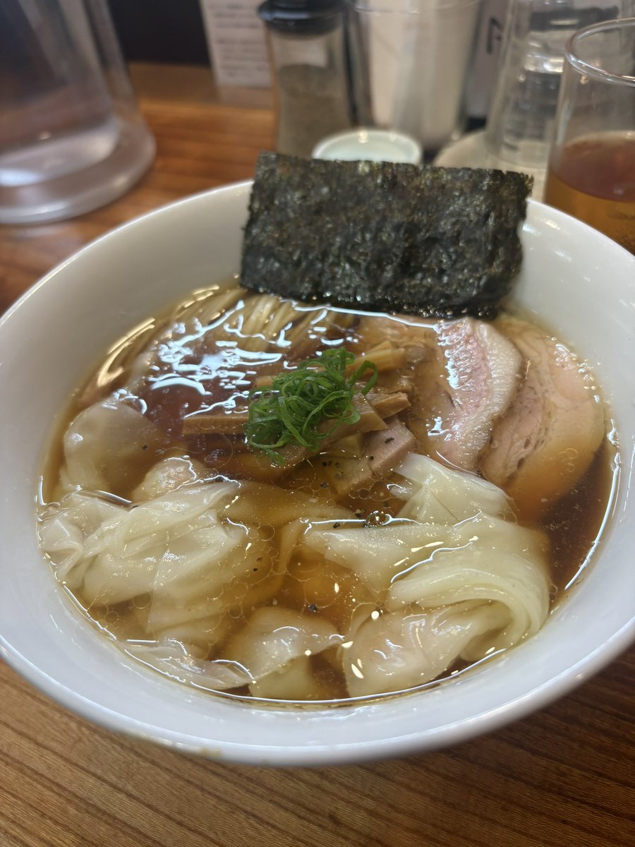 CIchiraku's tweet photo. おはようございます☀

本日営業日です🈺

気まぐれメニュー
あります。
SNS限定
ちょっとグレーな煮干し中華そば(煮干し中華そばの食券)
牡蠣香る潮そば(塩ラーメンの食券)
食券渡す時伝えてください。

白湯スープ休止中です。

よろしくお願いします。 https://t.co/NQk7XX8JRX