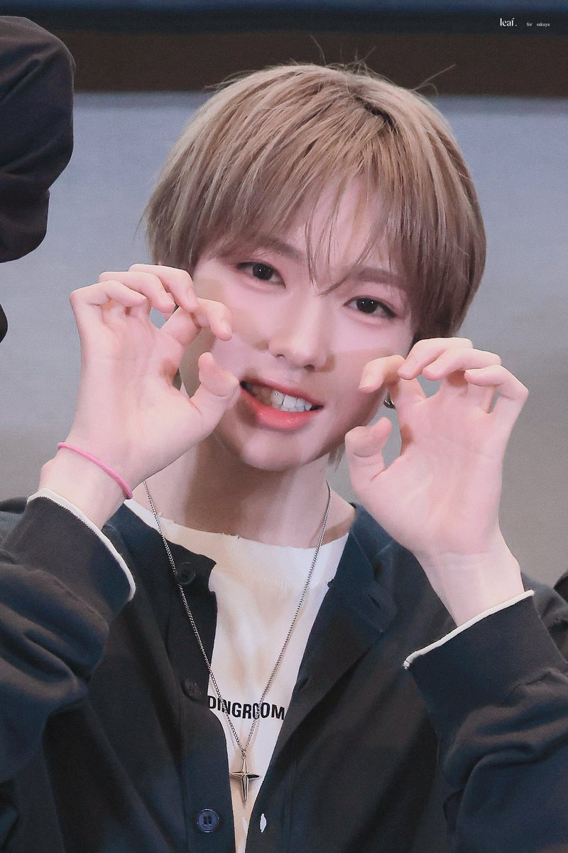 OeOd49's tweet photo. 탈색하고 사쿠의 새로운 모습들을 
많이 볼수잇어서 좋앗다
나중에 또 만나자 https://t.co/UFpDPFxyNt