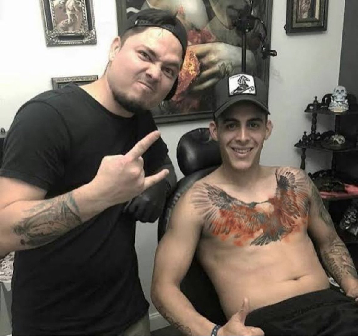 0800Cj's tweet photo. *nadie*

Yo re pelotudo mal con el tatuaje infectado: https://t.co/11gK8YiiWa