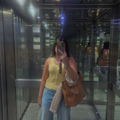 🕷 tweet media